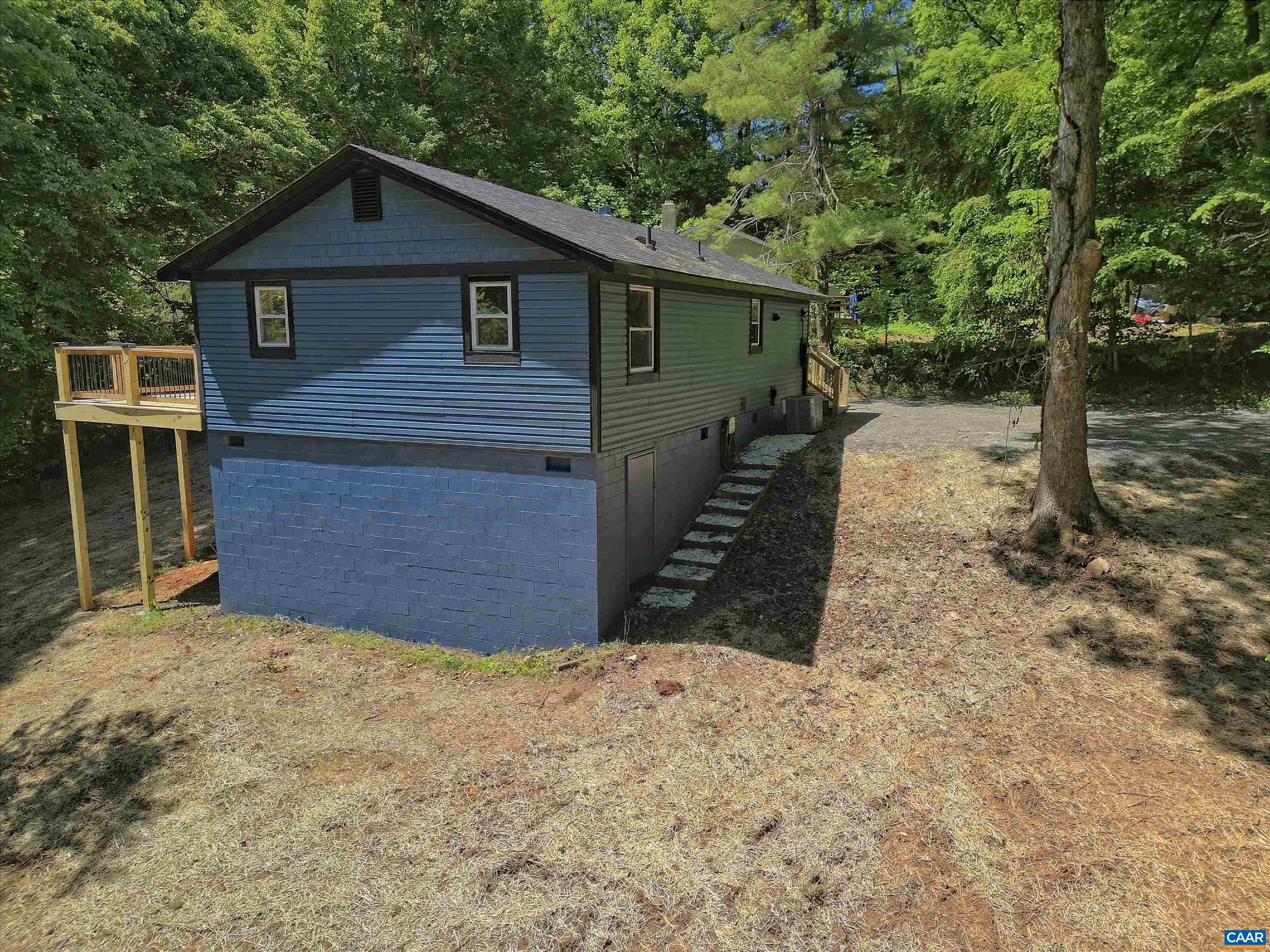 TRAILSIDE - Residential