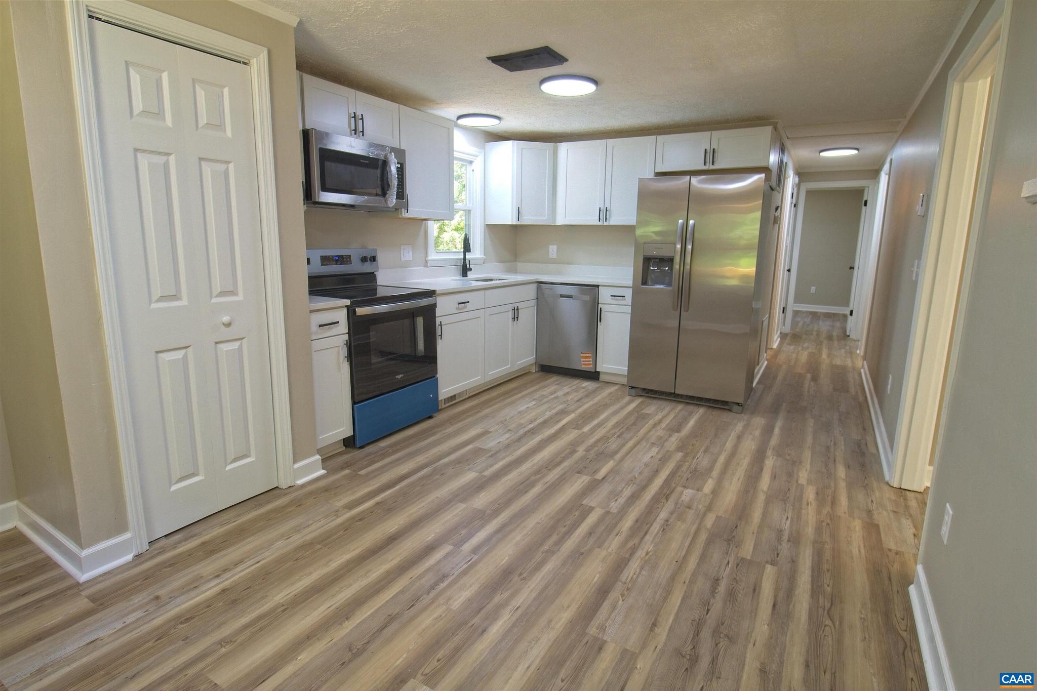 TRAILSIDE - Residential