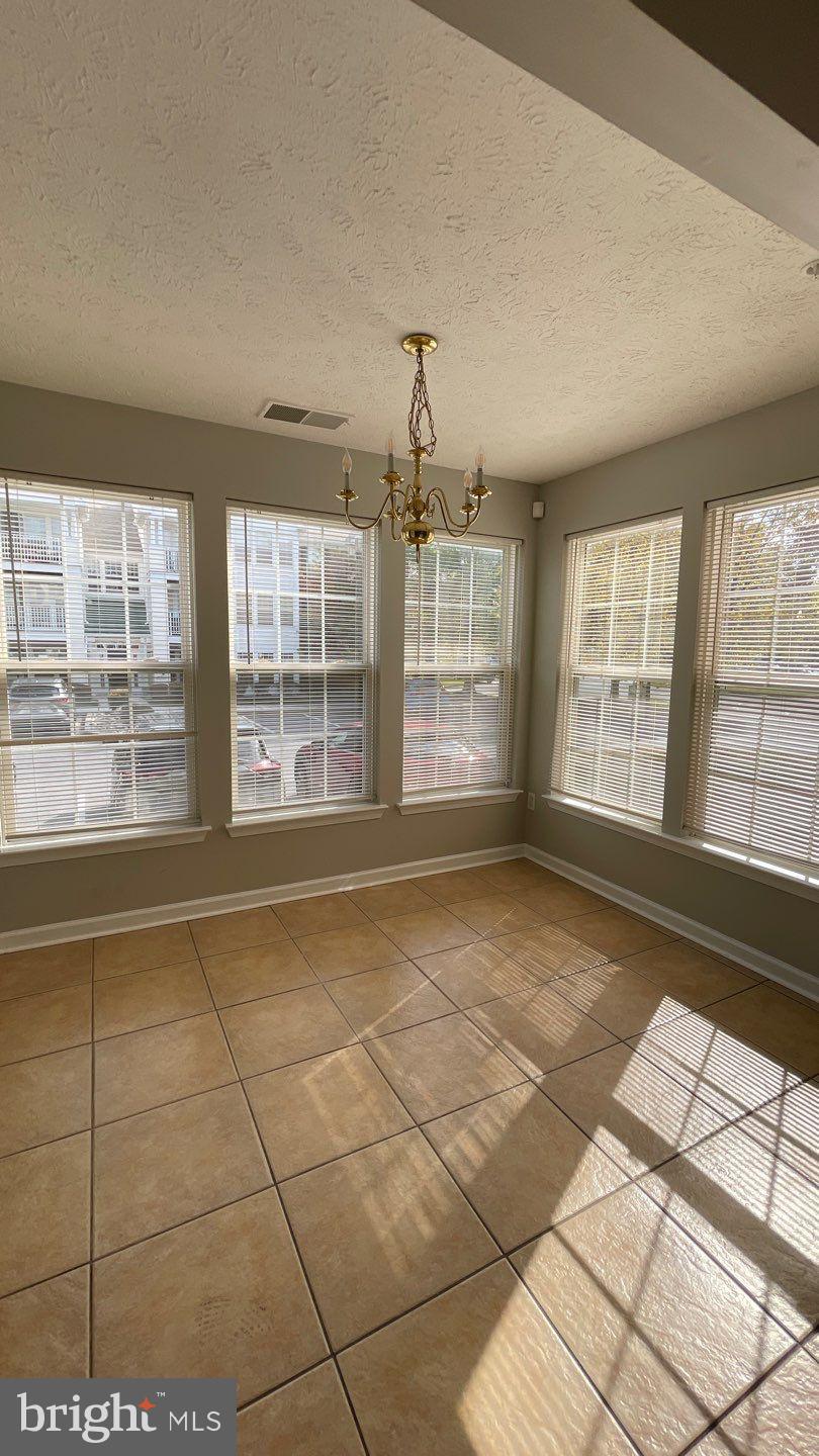 RIDERS RIDGE - Residential Lease