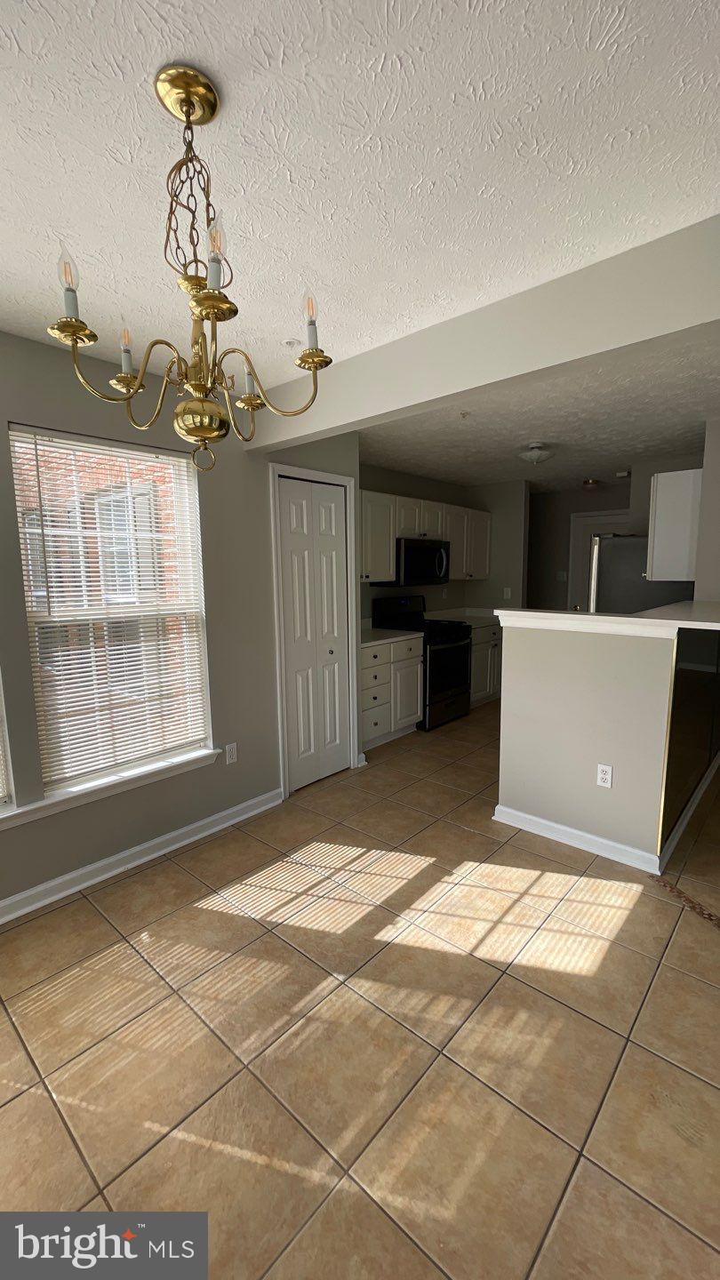 RIDERS RIDGE - Residential Lease