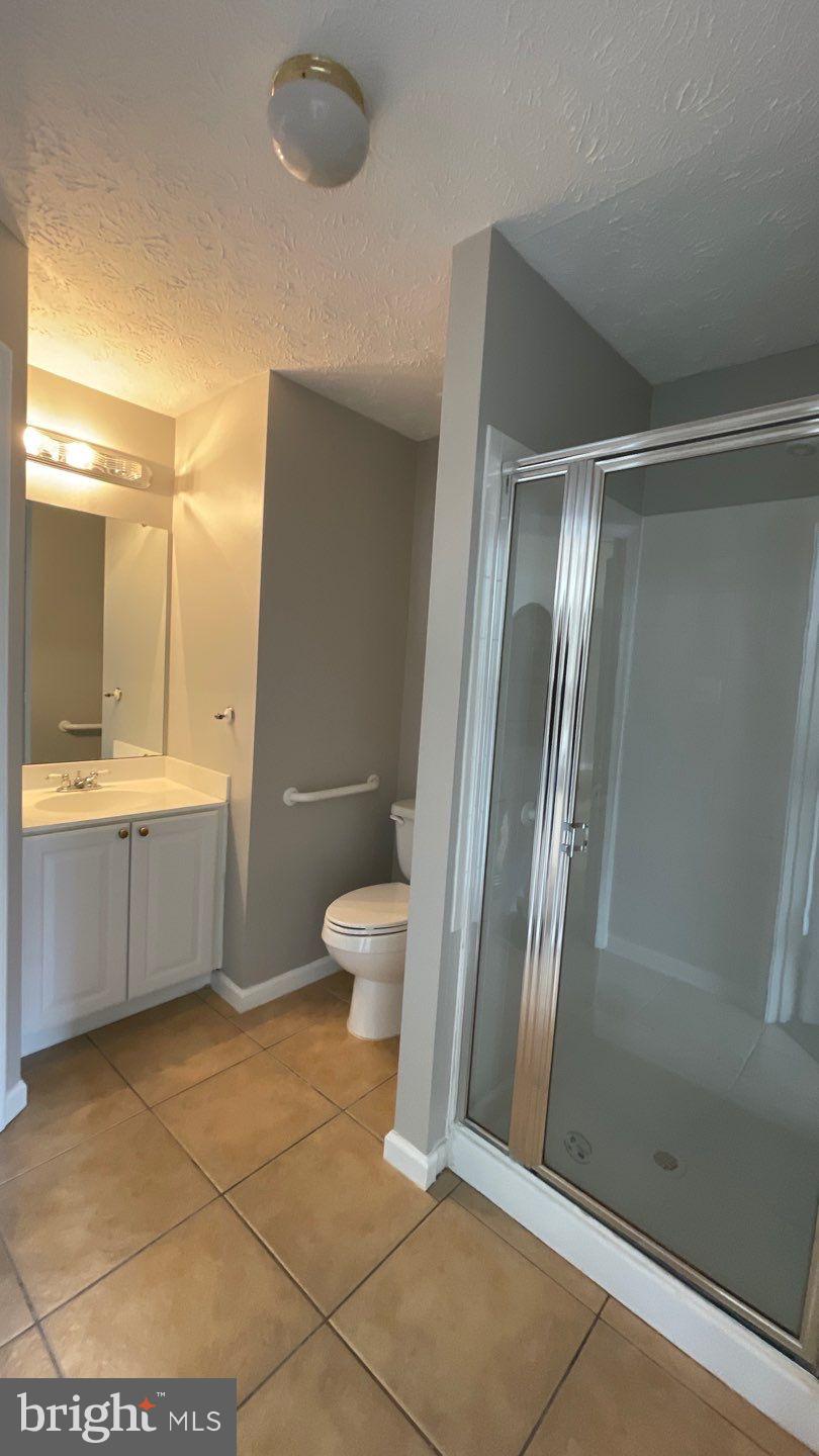 RIDERS RIDGE - Residential Lease