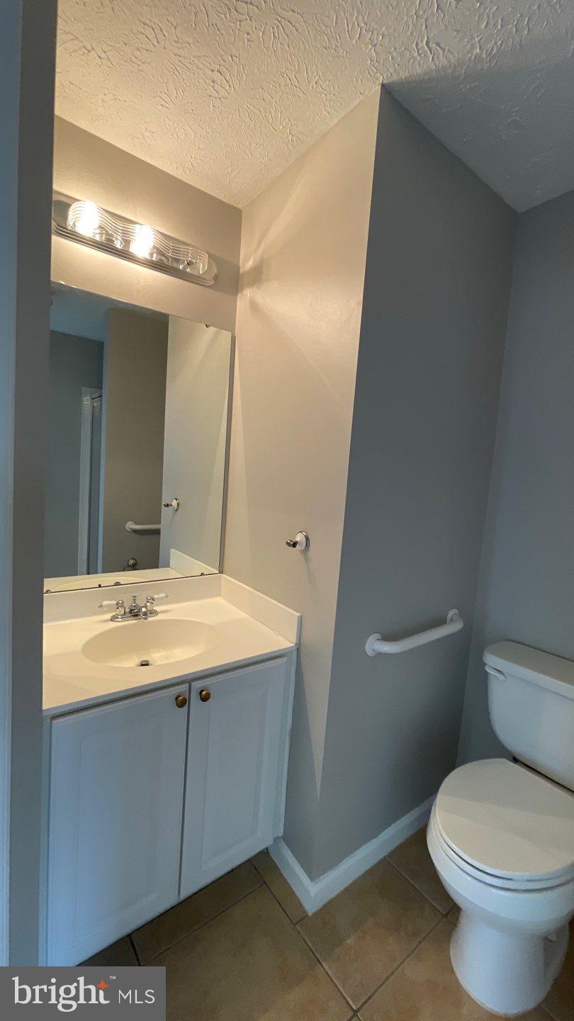 RIDERS RIDGE - Residential Lease