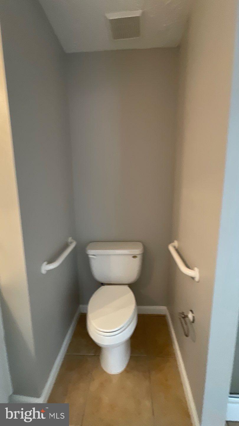 RIDERS RIDGE - Residential Lease