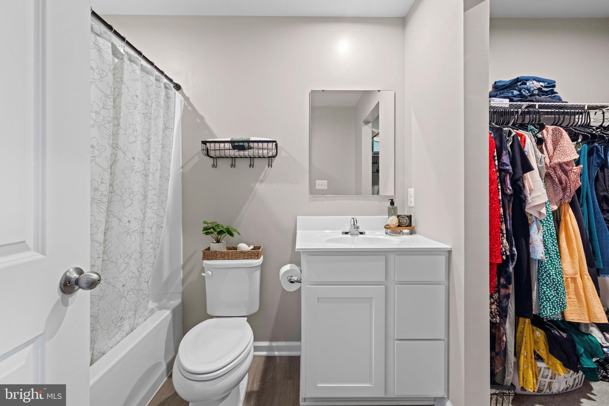 THE LAKES AT MARTINSBURG - Residential