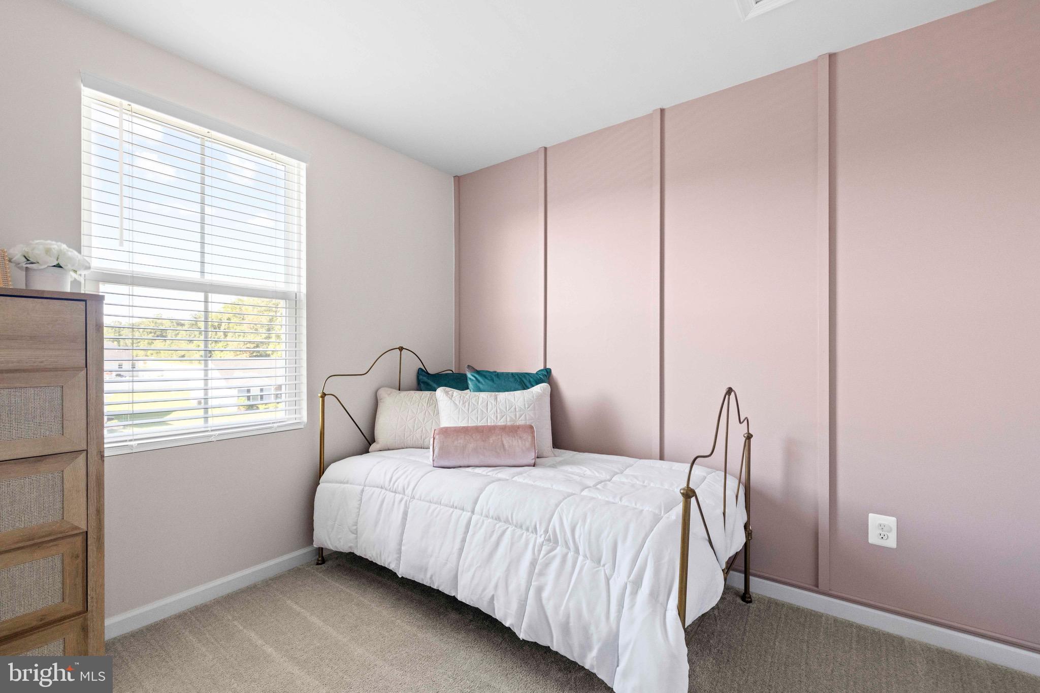 THE LAKES AT MARTINSBURG - Residential