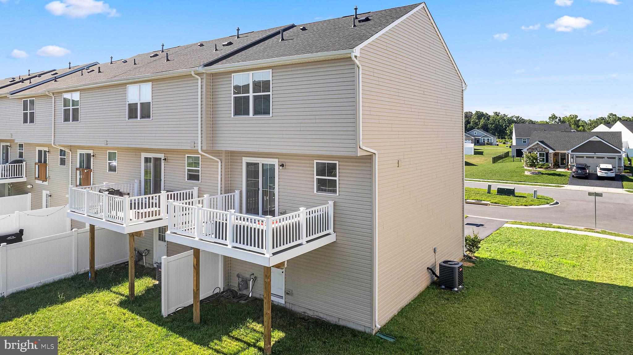 THE LAKES AT MARTINSBURG - Residential