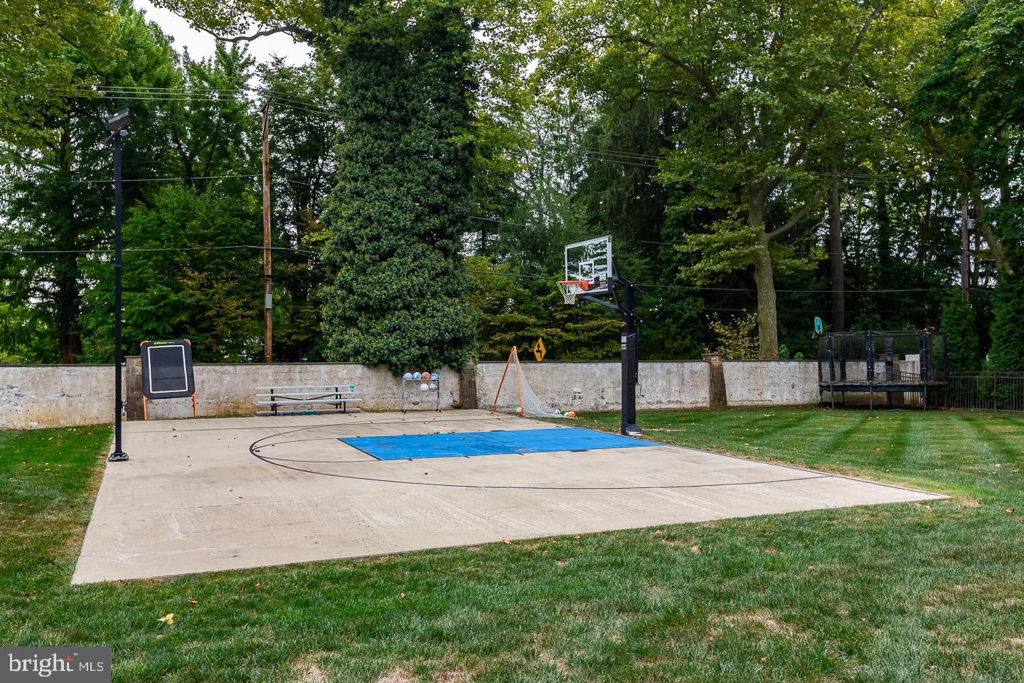 MERION GOLF ESTATES - Residential