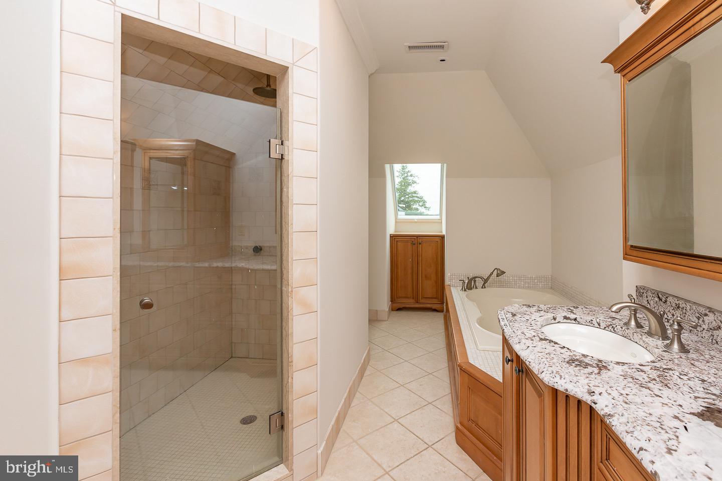 MERION GOLF ESTATES - Residential