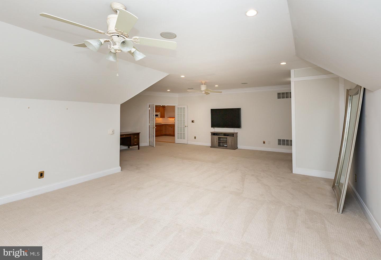 MERION GOLF ESTATES - Residential