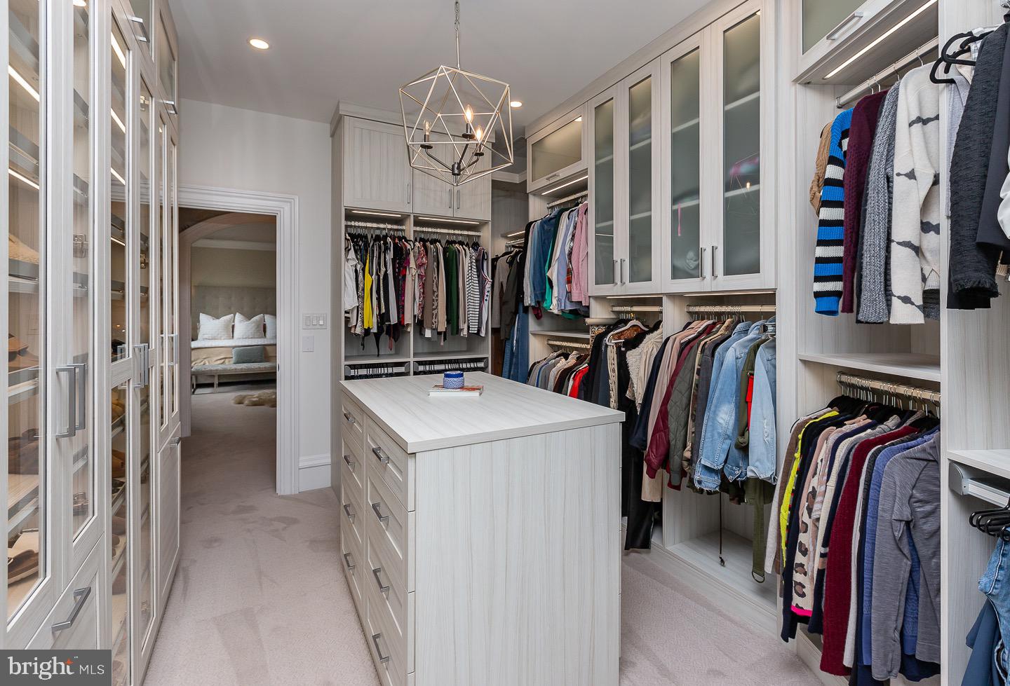 MERION GOLF ESTATES - Residential