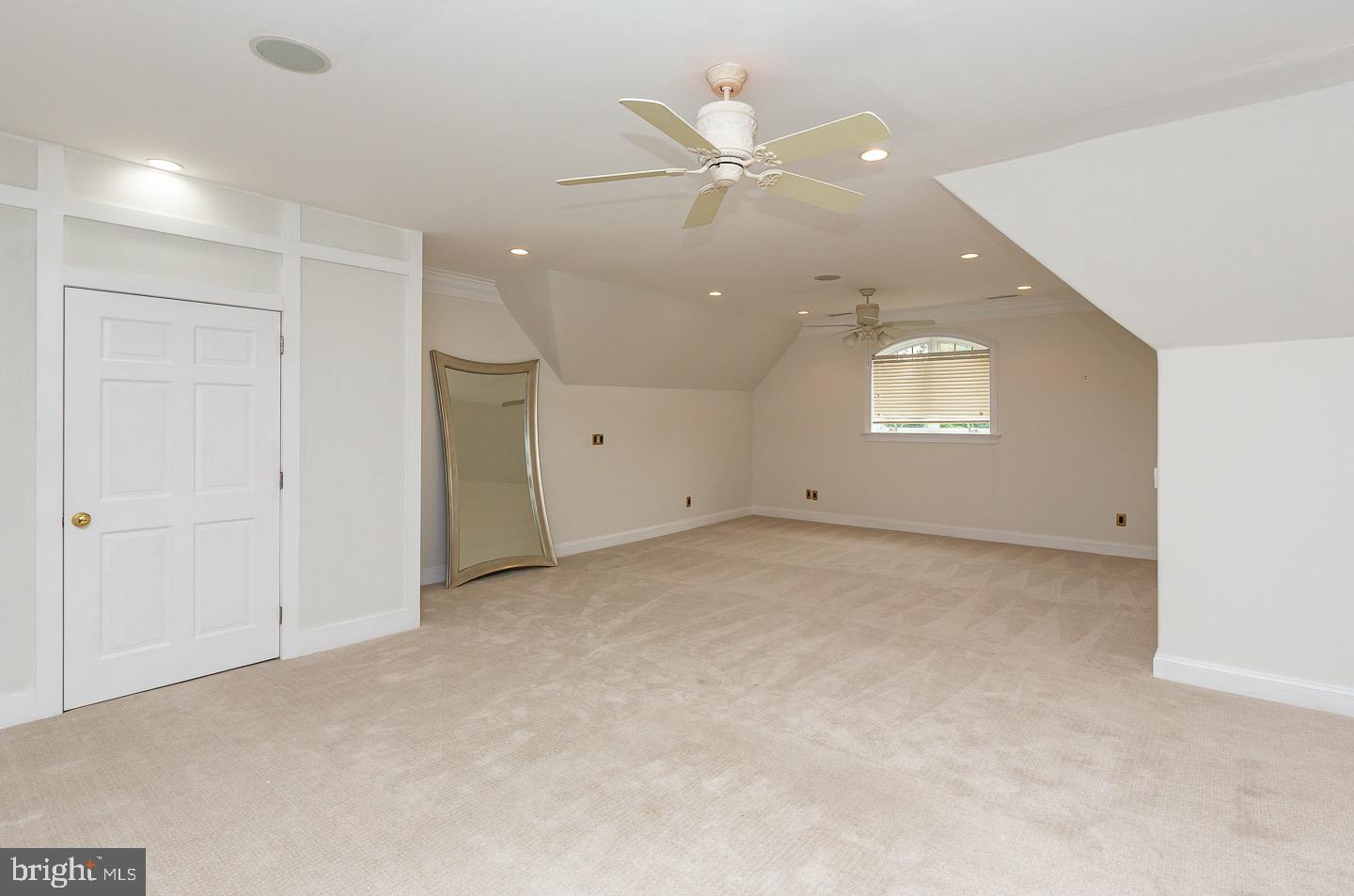 MERION GOLF ESTATES - Residential