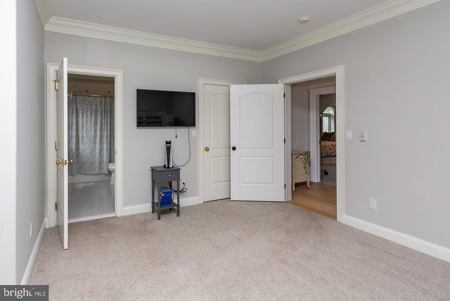 MERION GOLF ESTATES - Residential