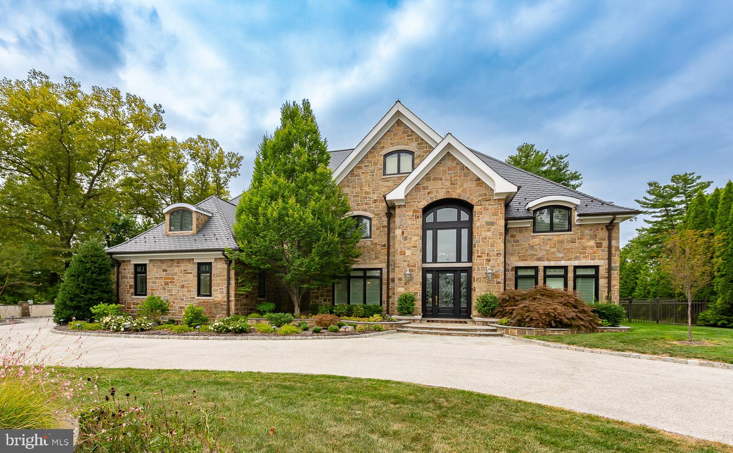 MERION GOLF ESTATES - Residential