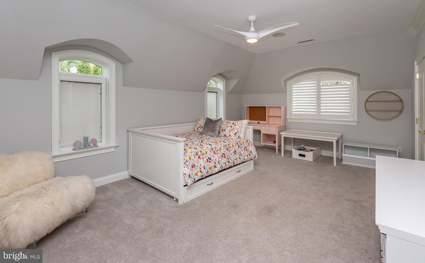 MERION GOLF ESTATES - Residential