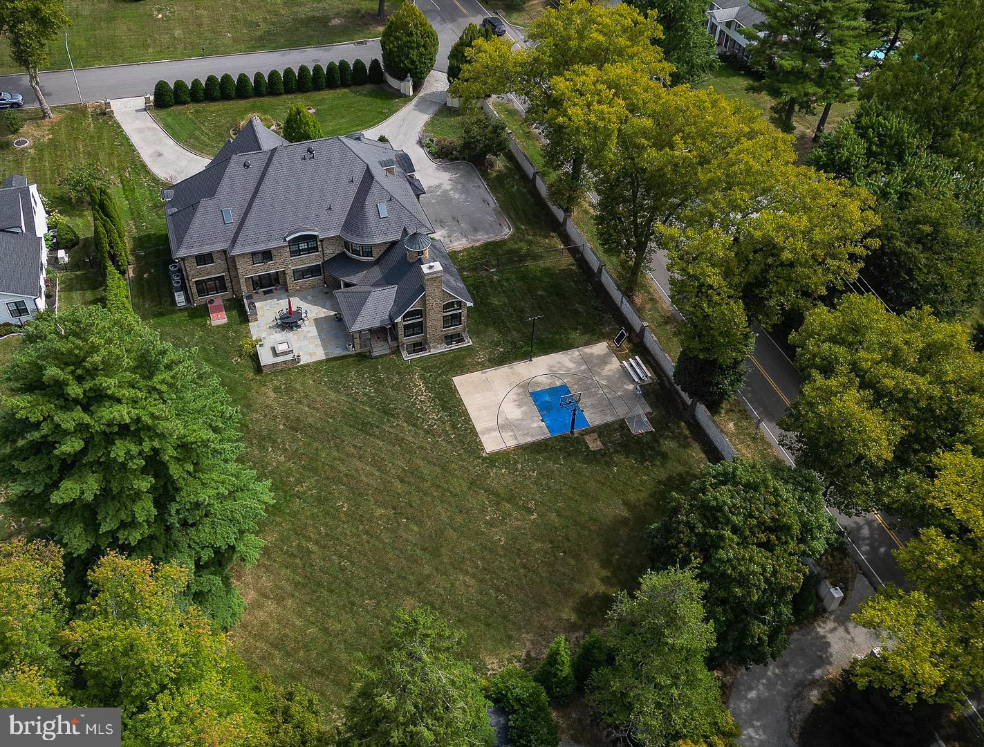 MERION GOLF ESTATES - Residential