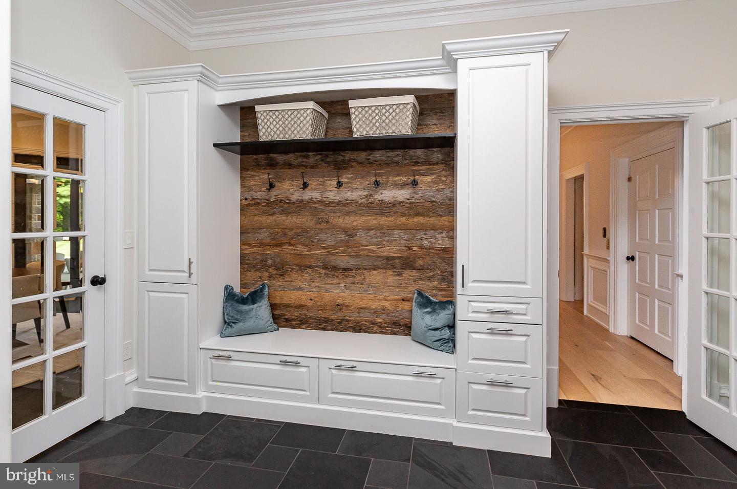 MERION GOLF ESTATES - Residential