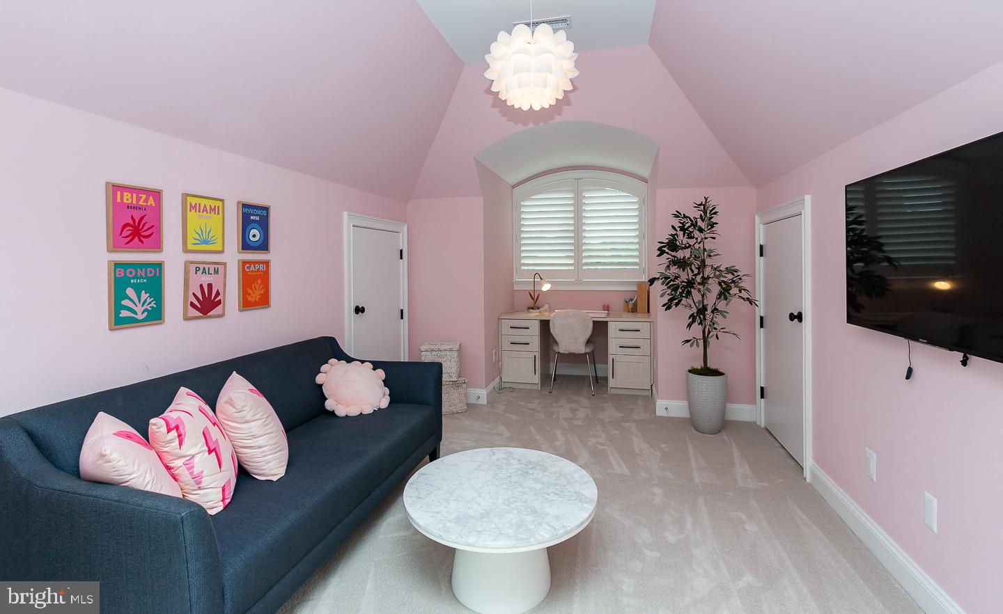 MERION GOLF ESTATES - Residential