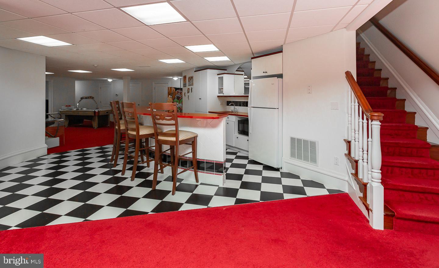 MERION GOLF ESTATES - Residential