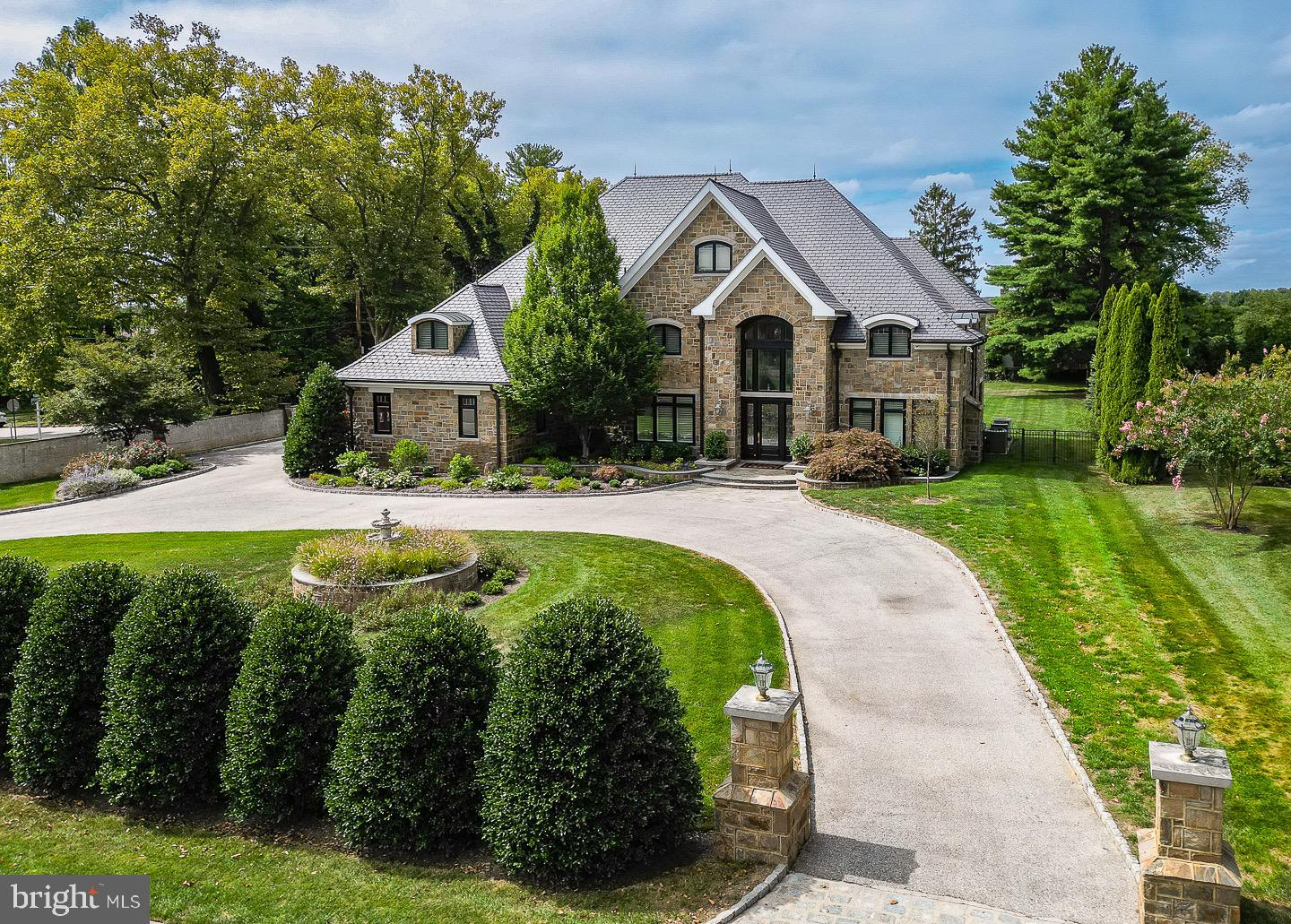 MERION GOLF ESTATES - Residential