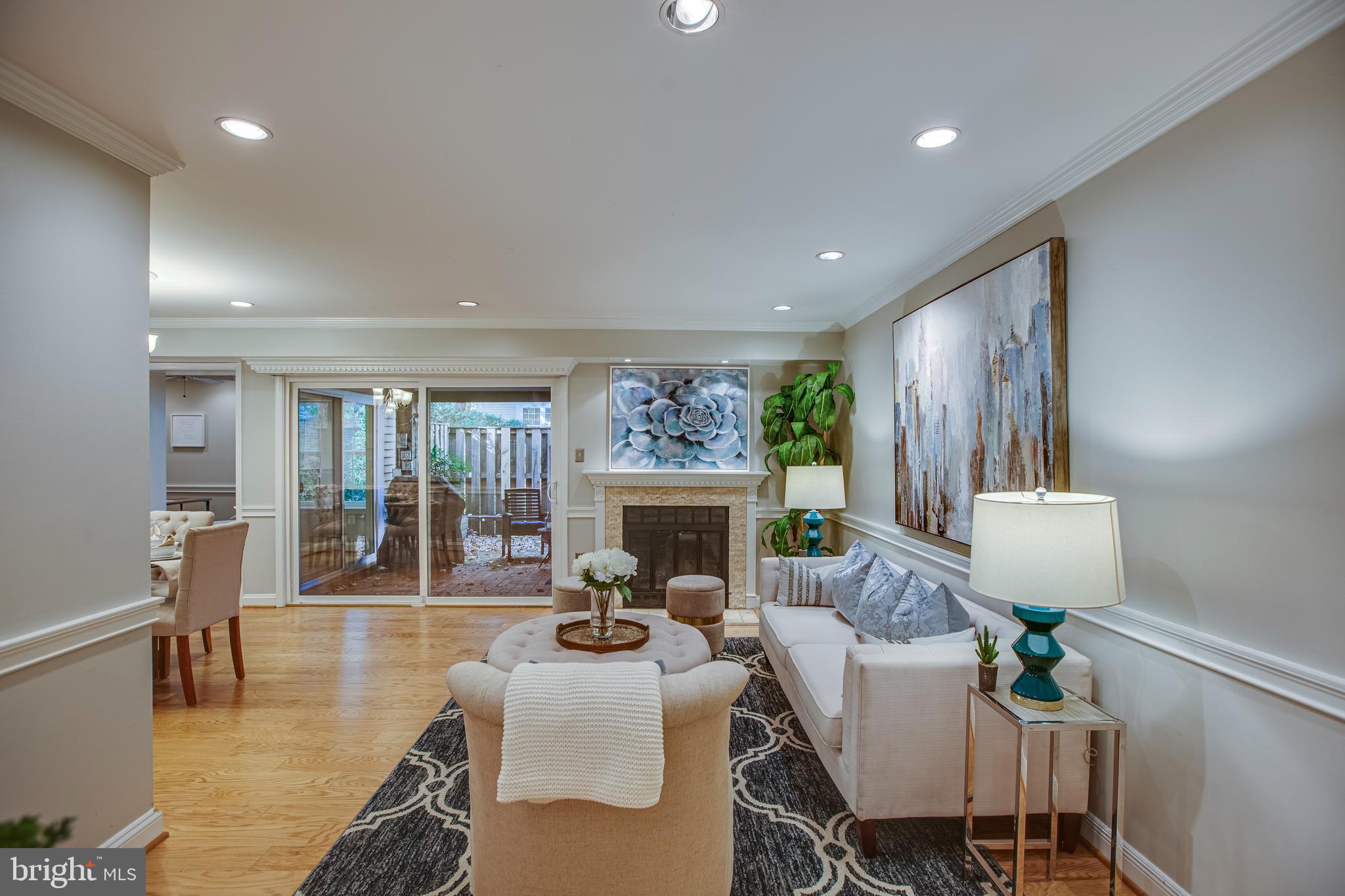 WATERS EDGE - Residential