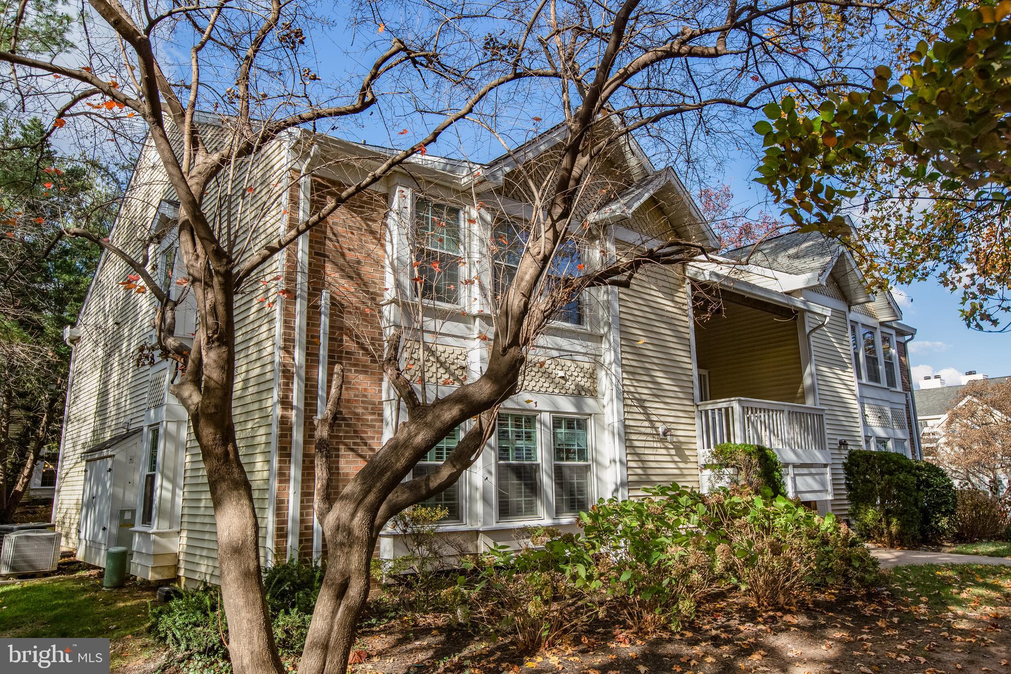 WATERS EDGE - Residential