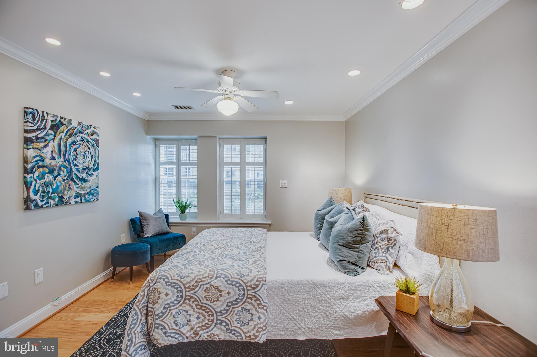 WATERS EDGE - Residential