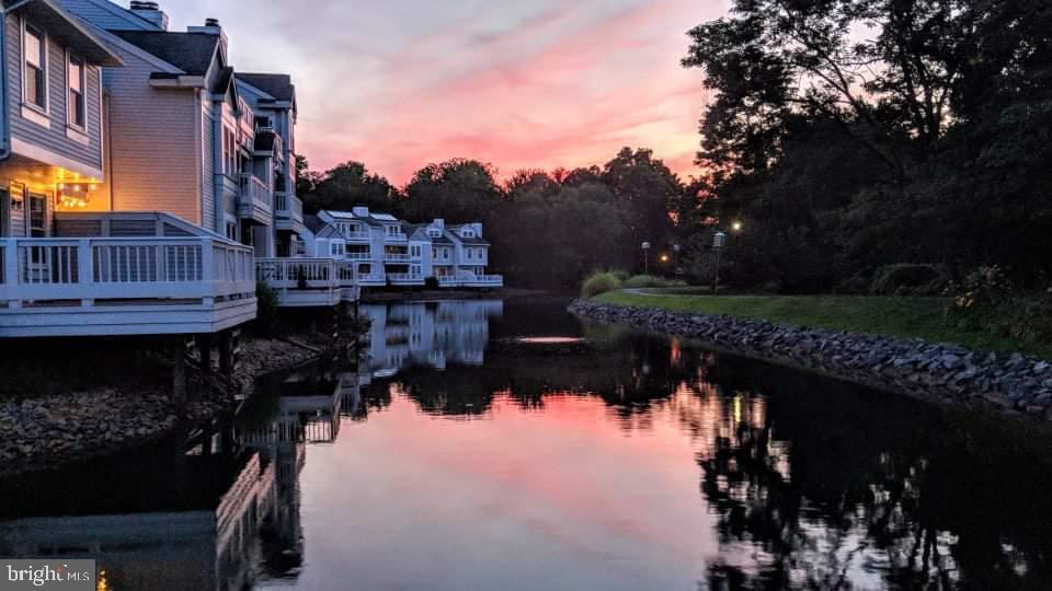 WATERS EDGE - Residential