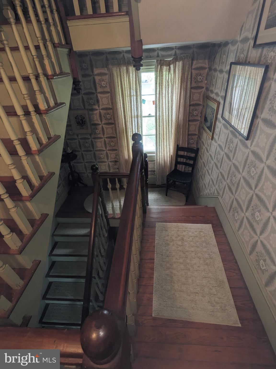 CENTREVILLE - Commercial Sale