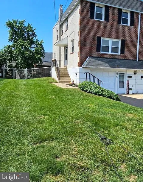 622 E Roberts Street, Norristown, PA MLS: PAMC2140426