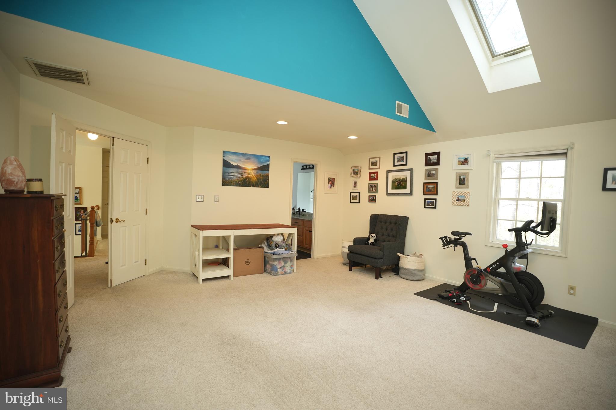 CHESTNUT RIDGE - Residential