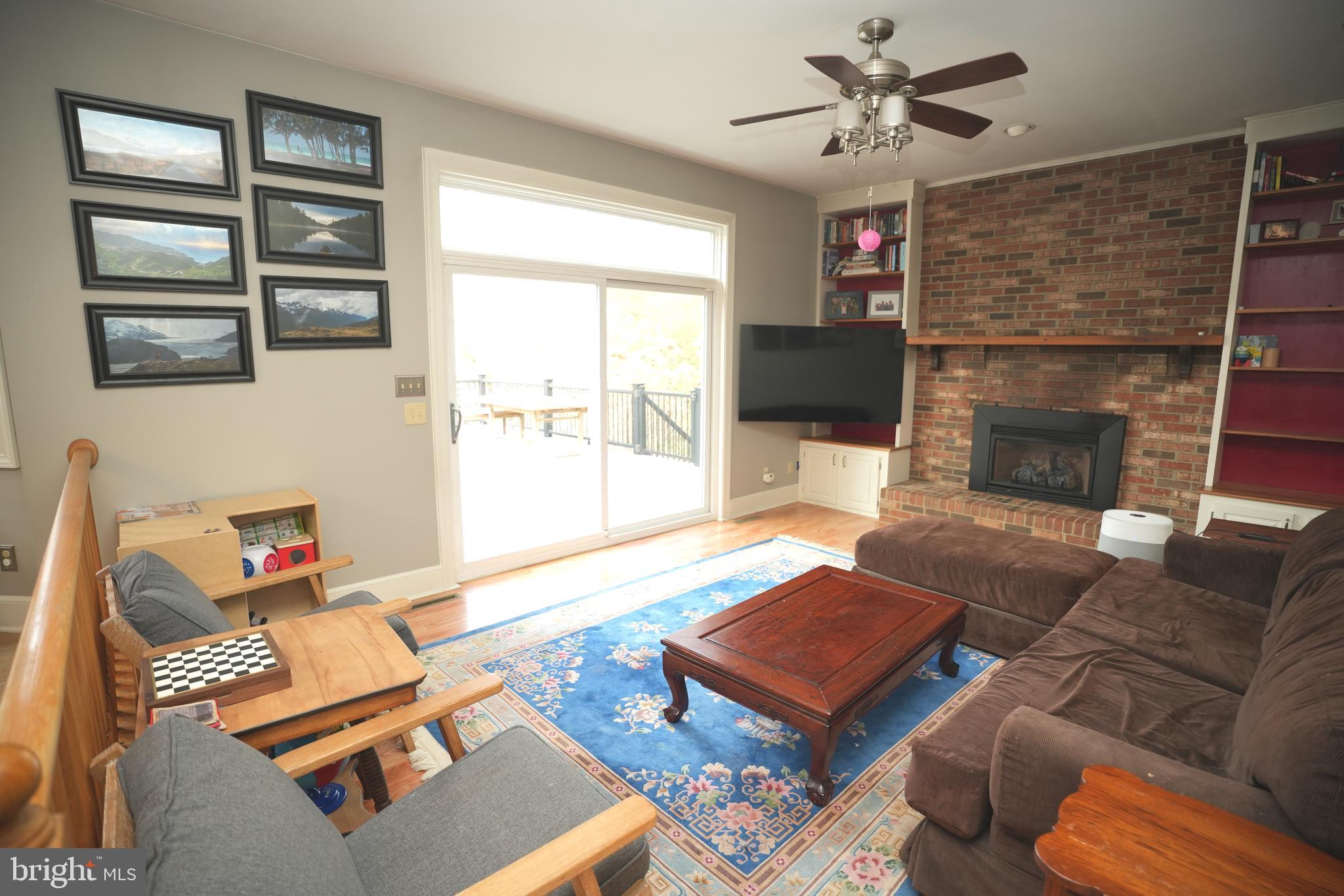 CHESTNUT RIDGE - Residential