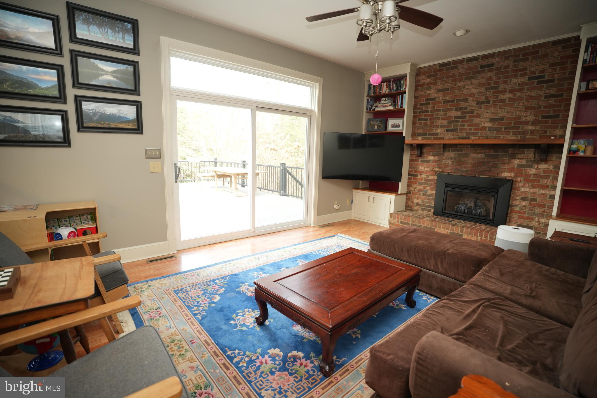 CHESTNUT RIDGE - Residential