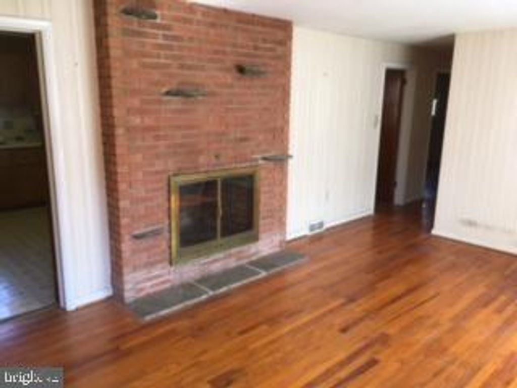 Photo of 212 CHARMAYNE AVE, LANCASTER, PA 17603 (MLS # PALA2033598)