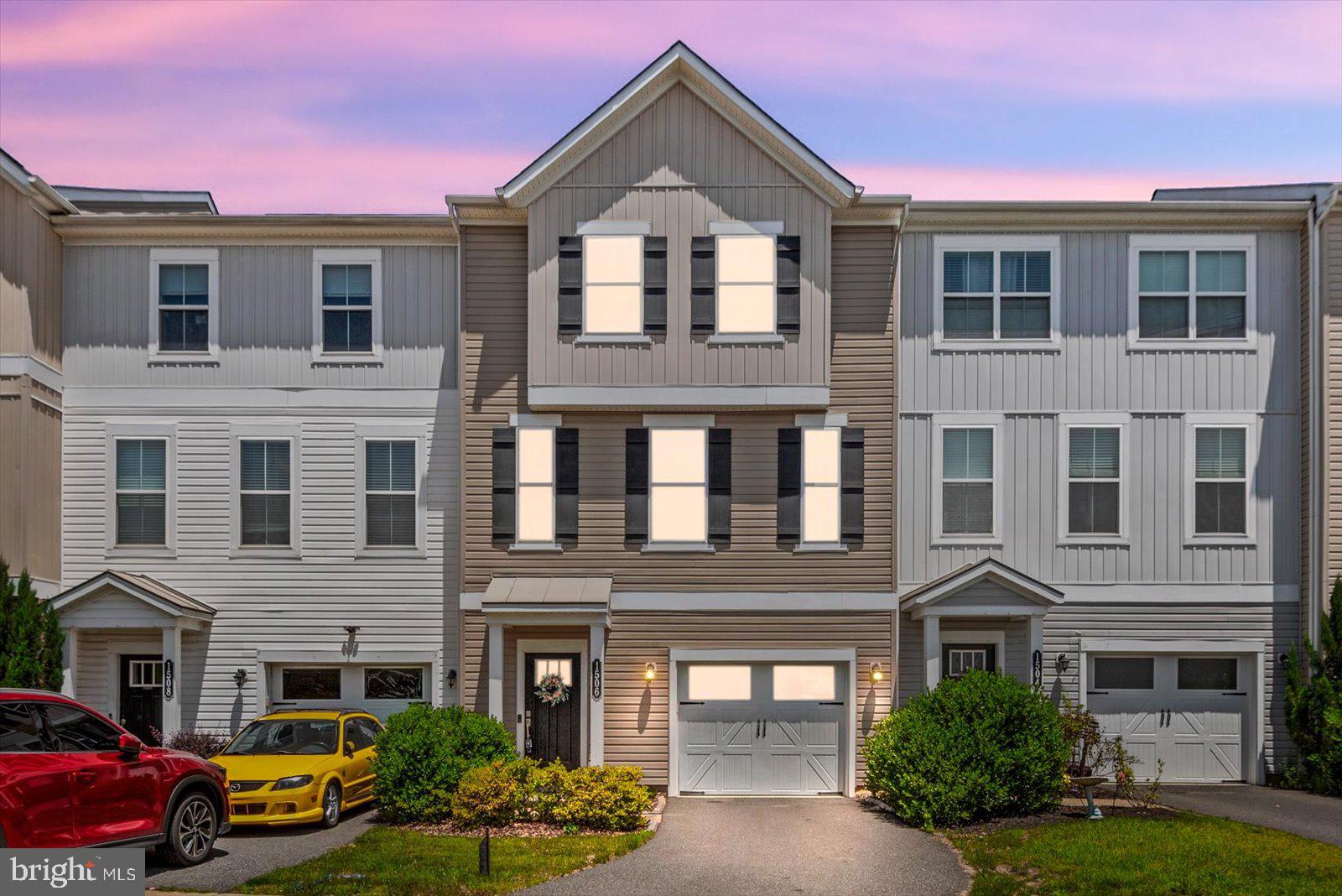 1506 HUDGINS FARM CIRCLE