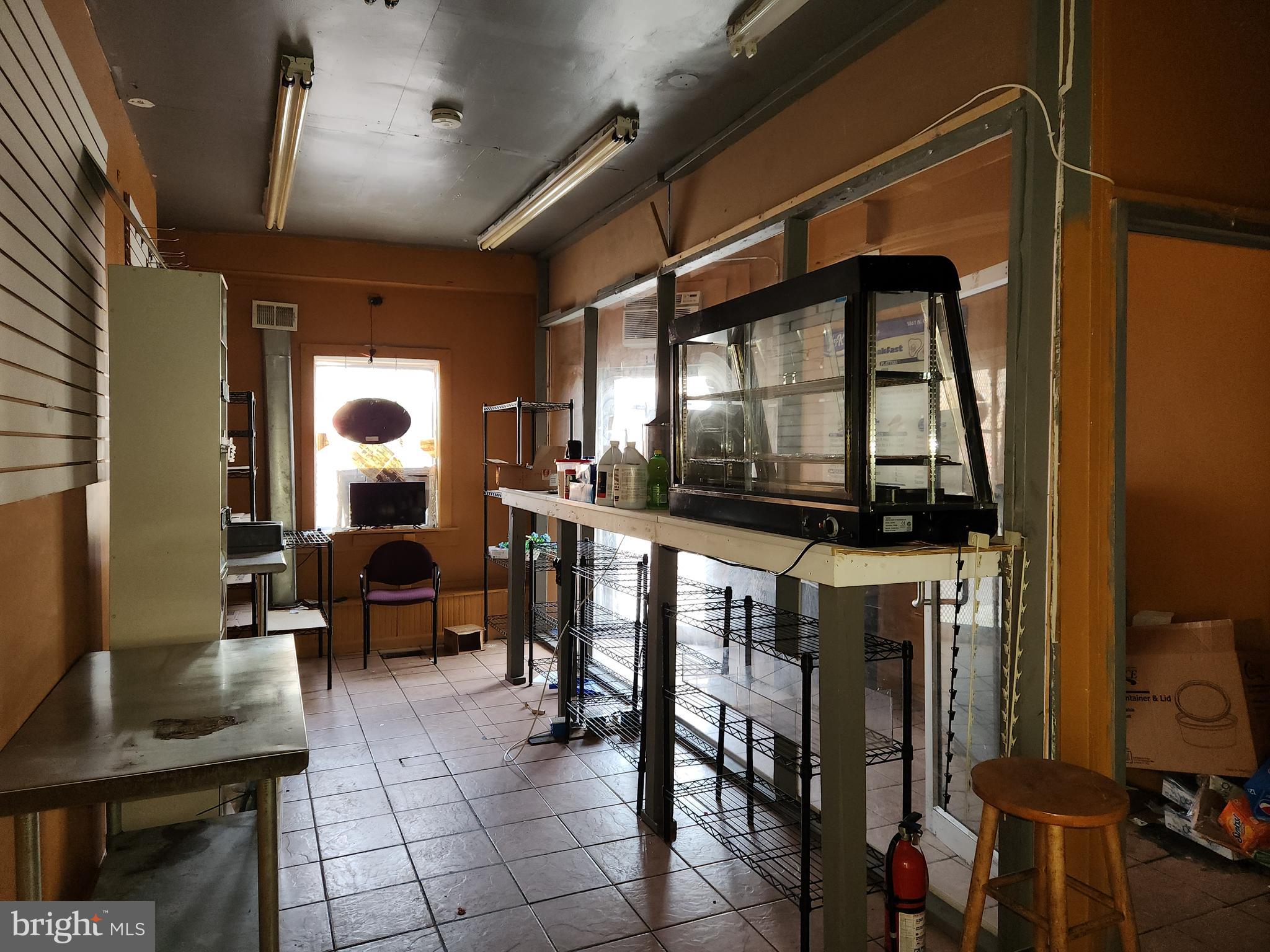 BROADWAY EAST - Residential