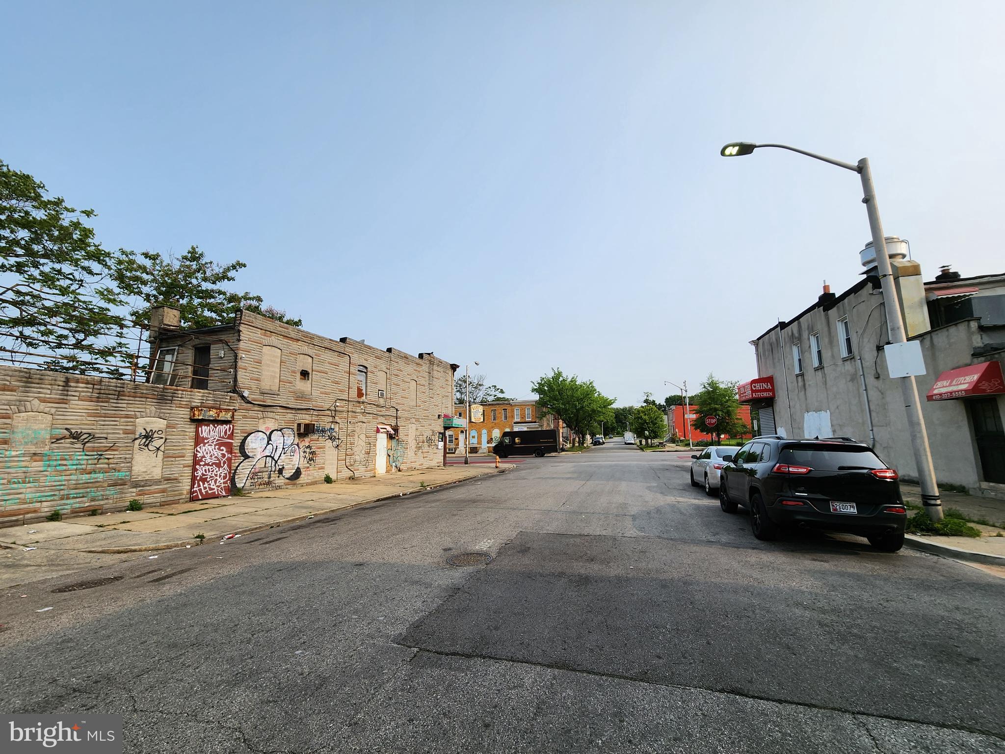 BROADWAY EAST - Residential