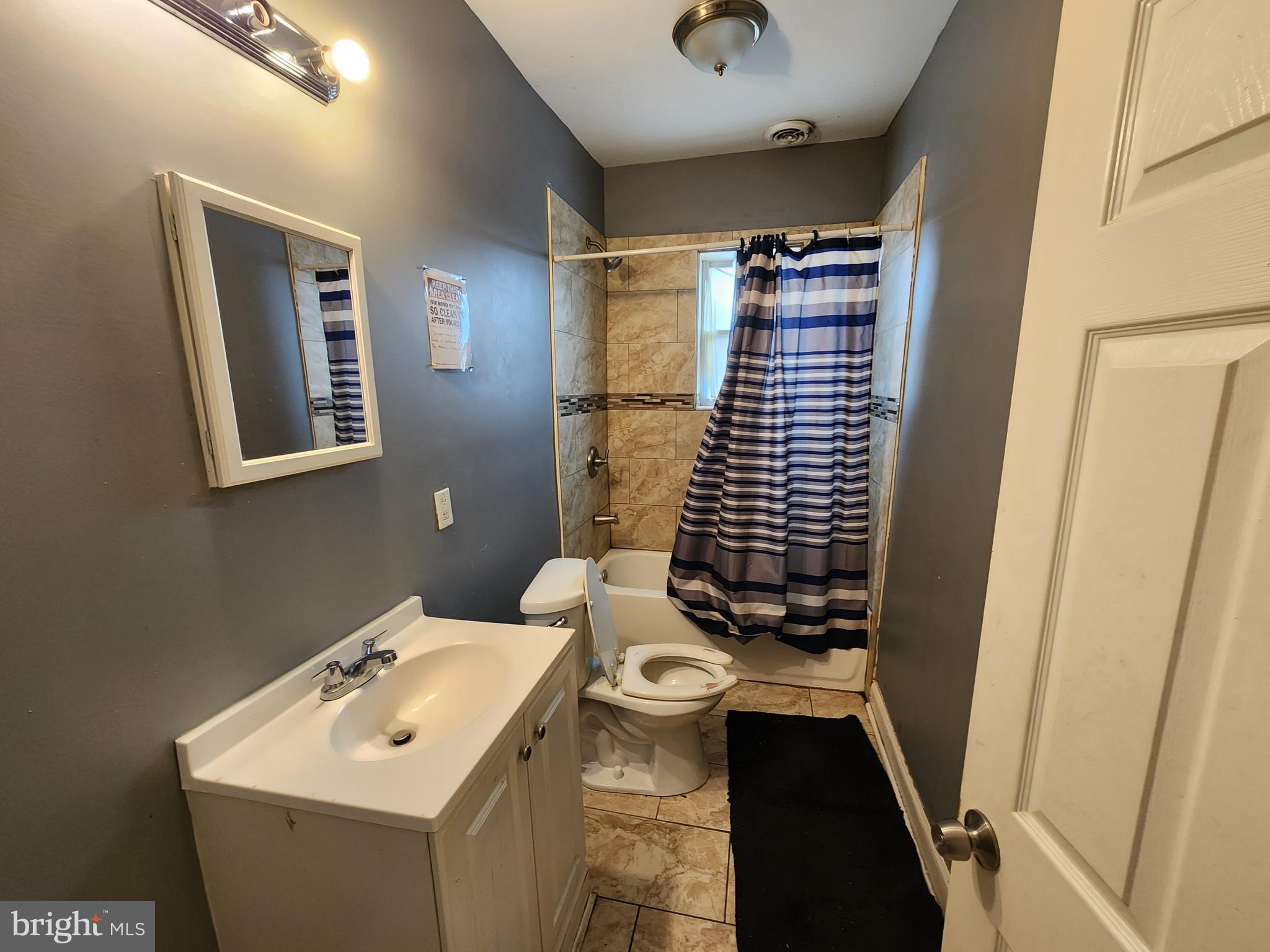 BROADWAY EAST - Residential