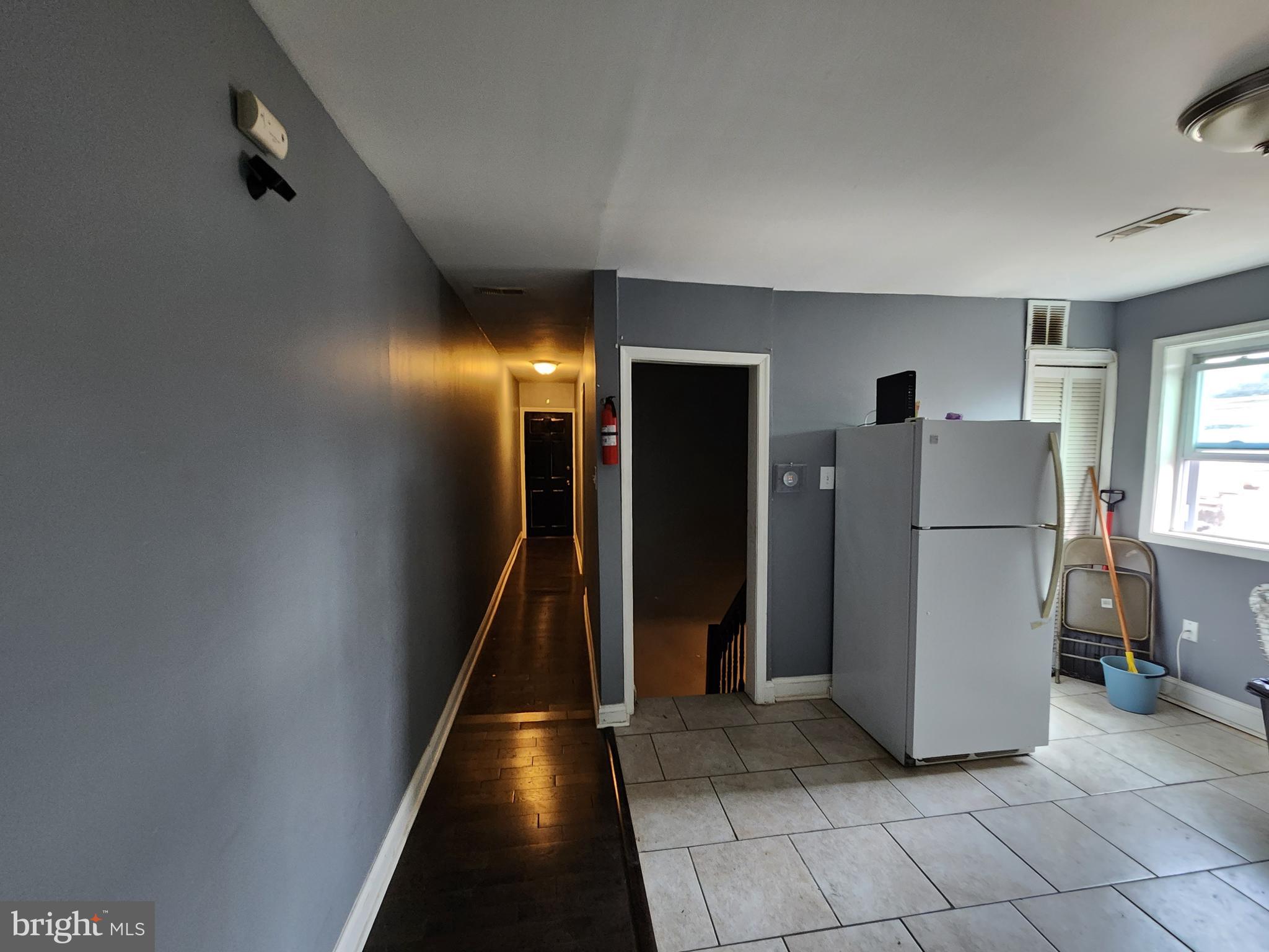 BROADWAY EAST - Residential