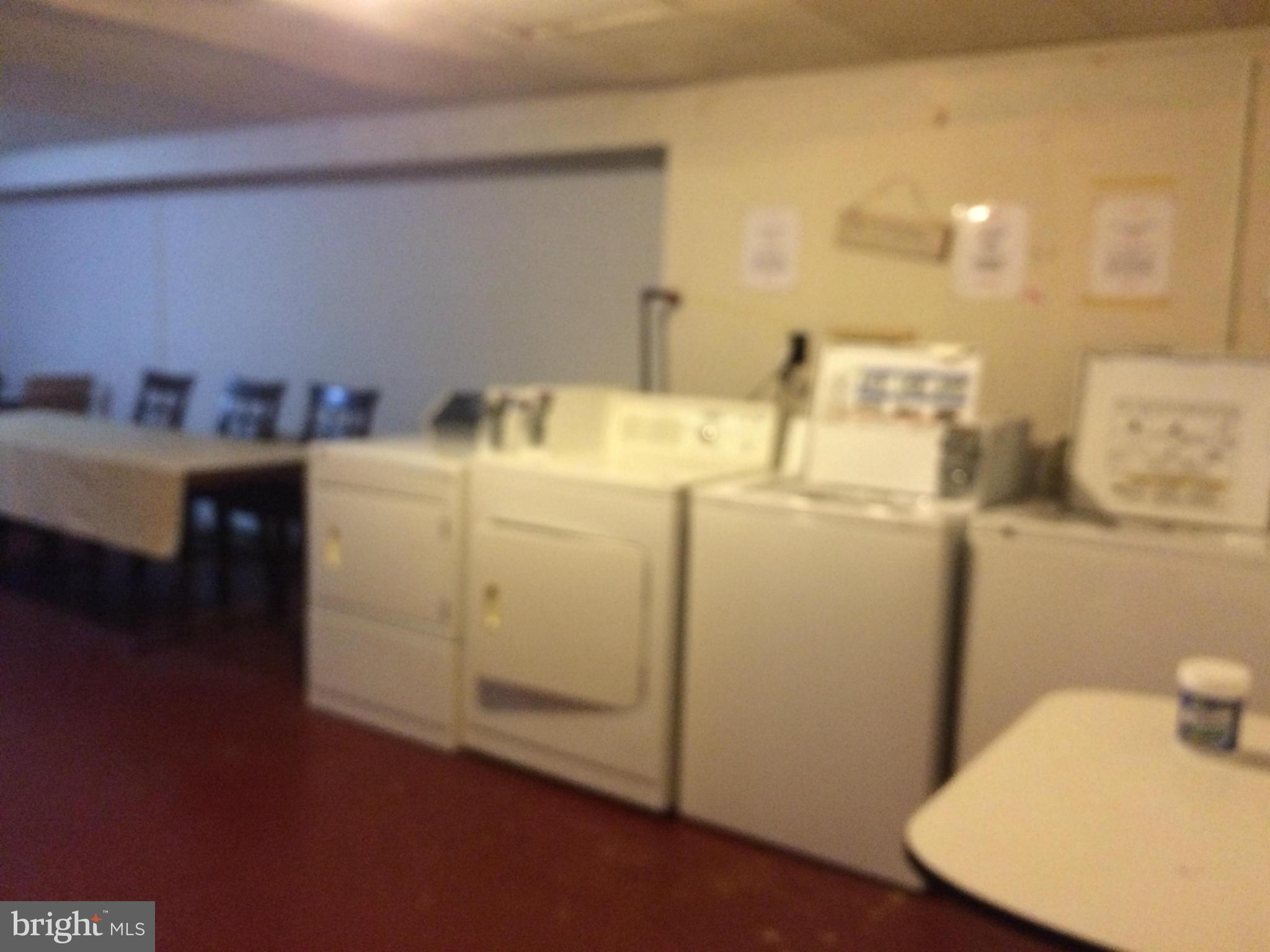 LAUREL PARK - Residential Lease