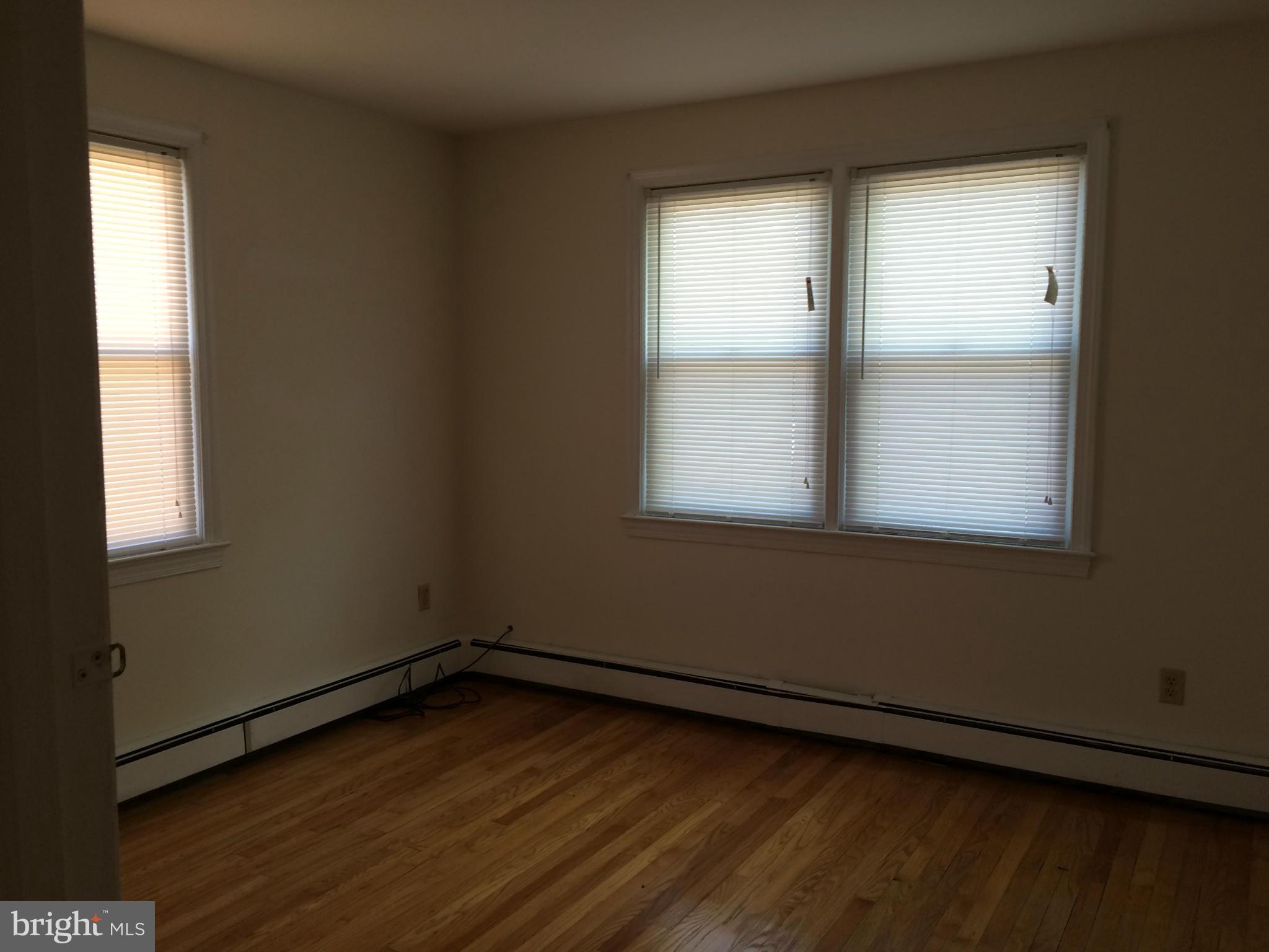 LAUREL PARK - Residential Lease