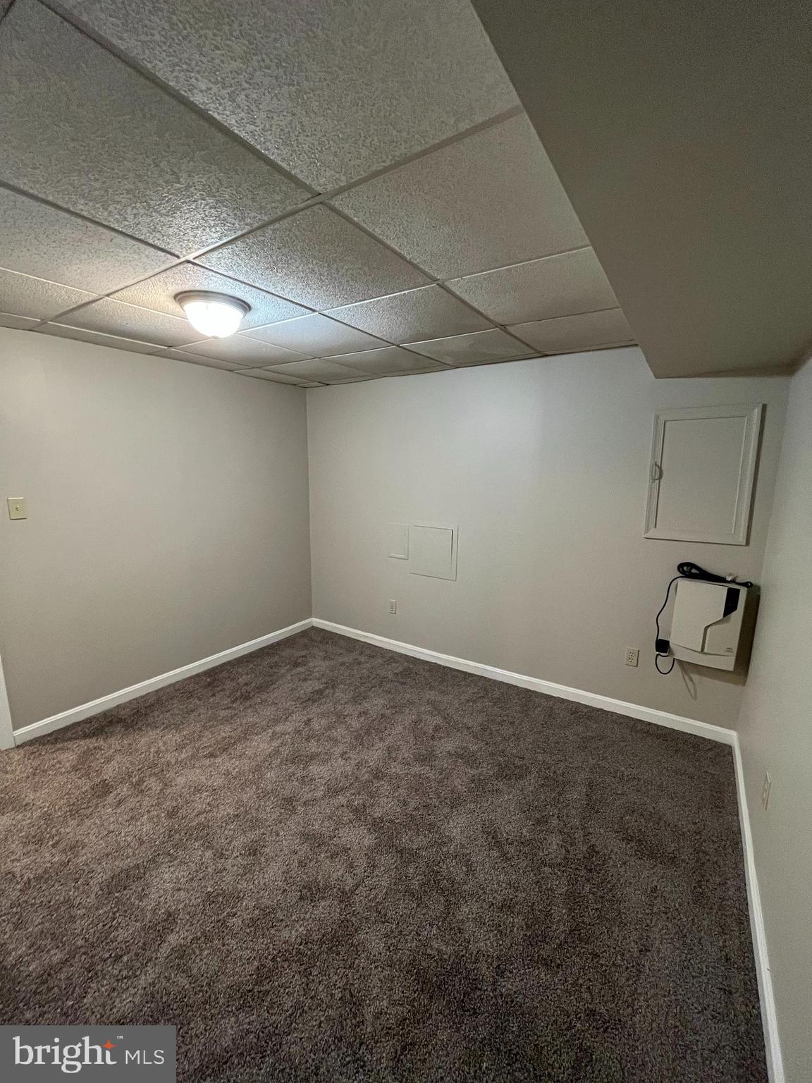 WHITE OAK - Residential Lease