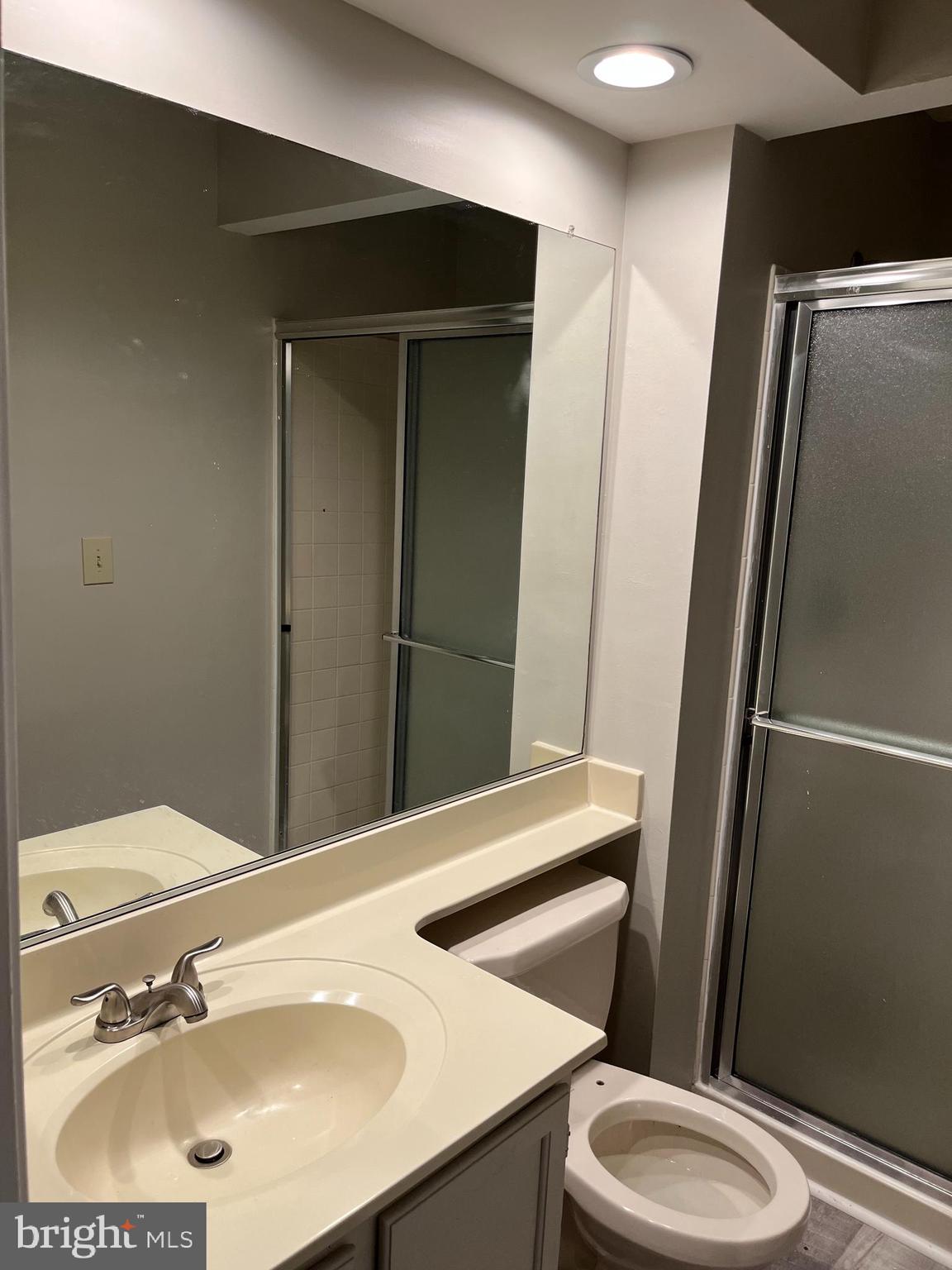 WHITE OAK - Residential Lease
