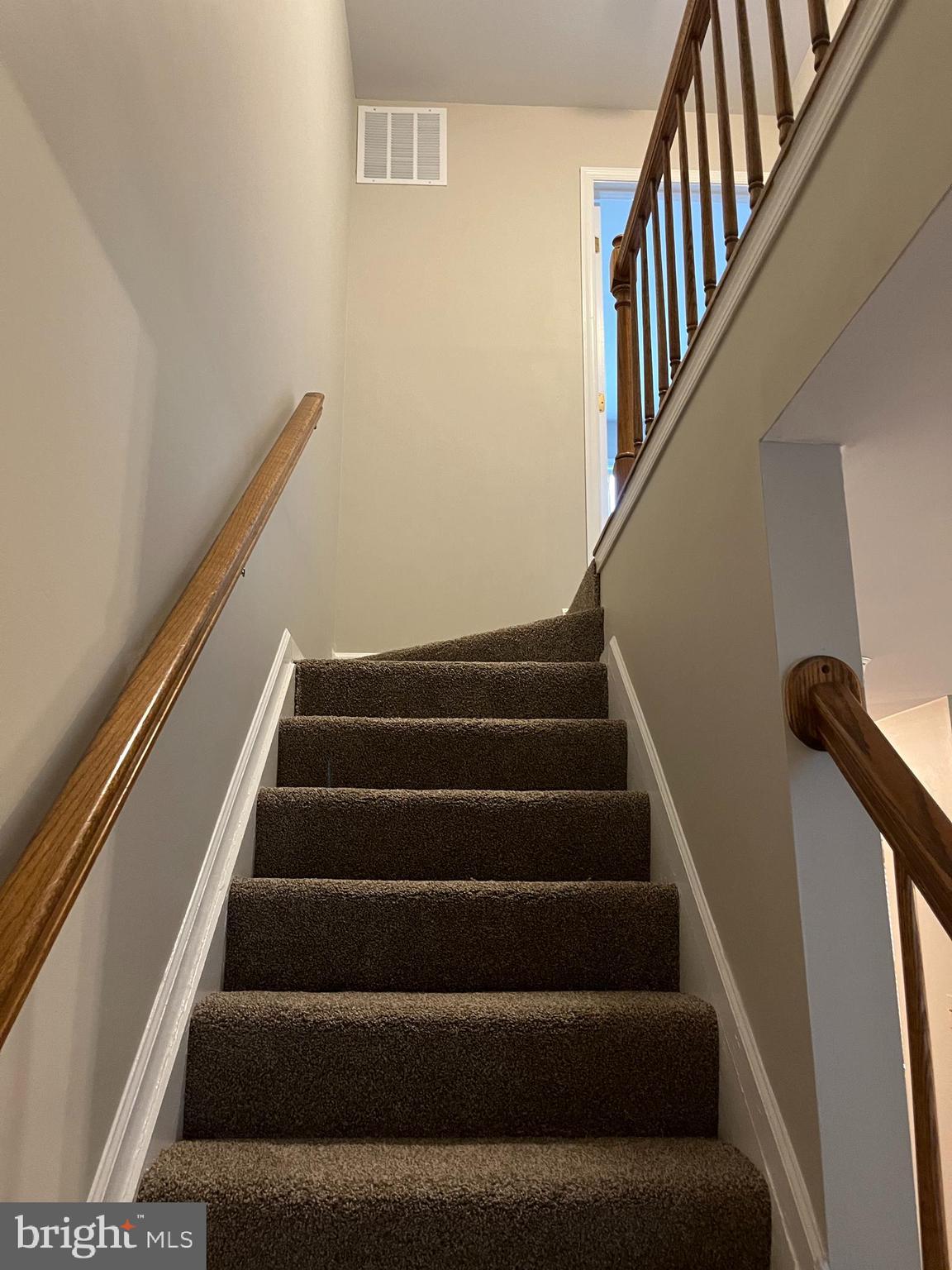 WHITE OAK - Residential Lease
