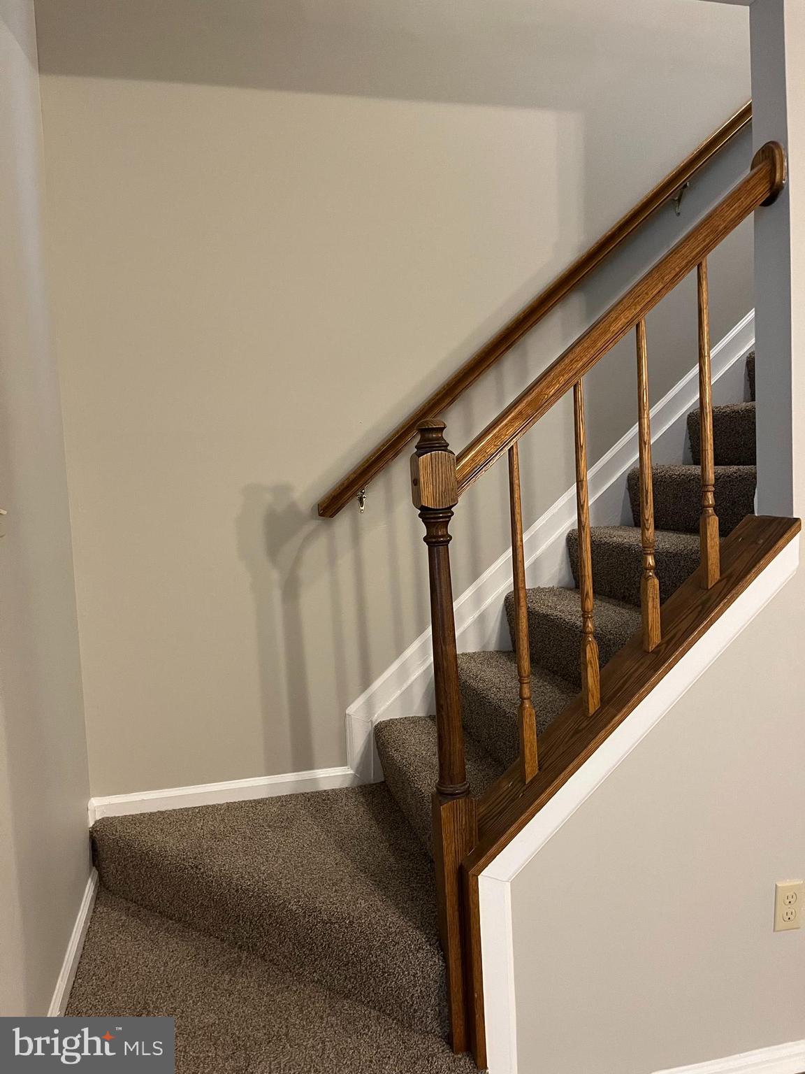 WHITE OAK - Residential Lease