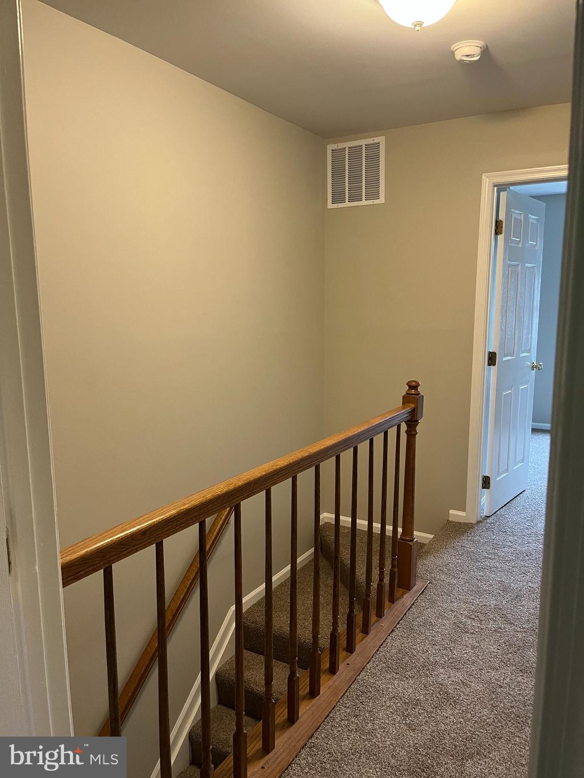 WHITE OAK - Residential Lease
