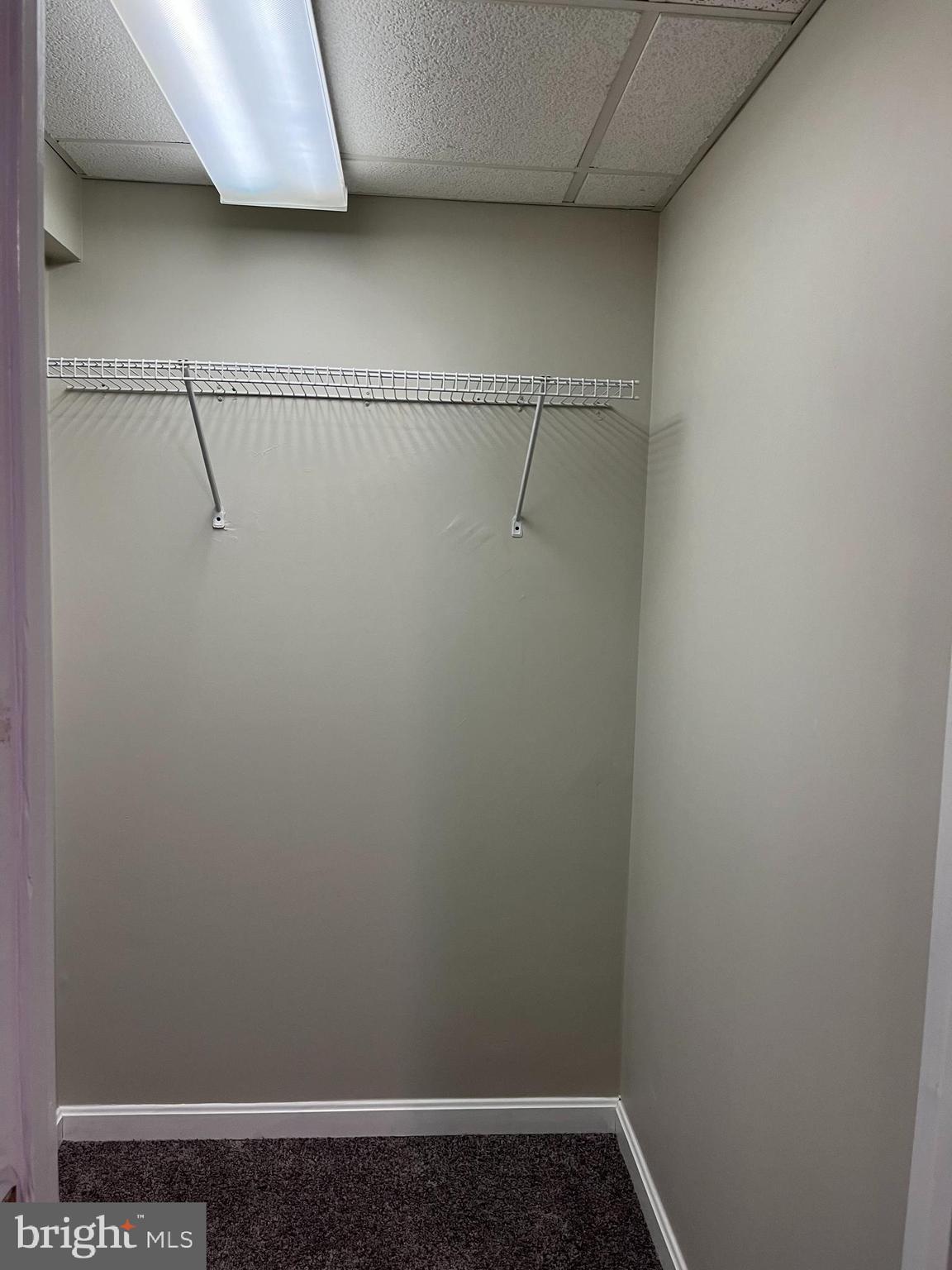 WHITE OAK - Residential Lease