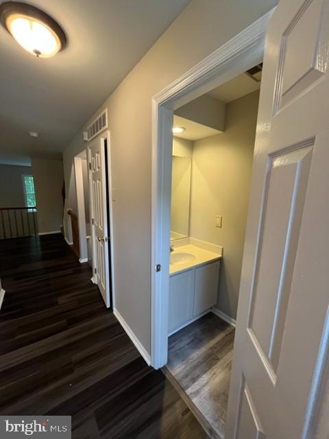 WHITE OAK - Residential Lease