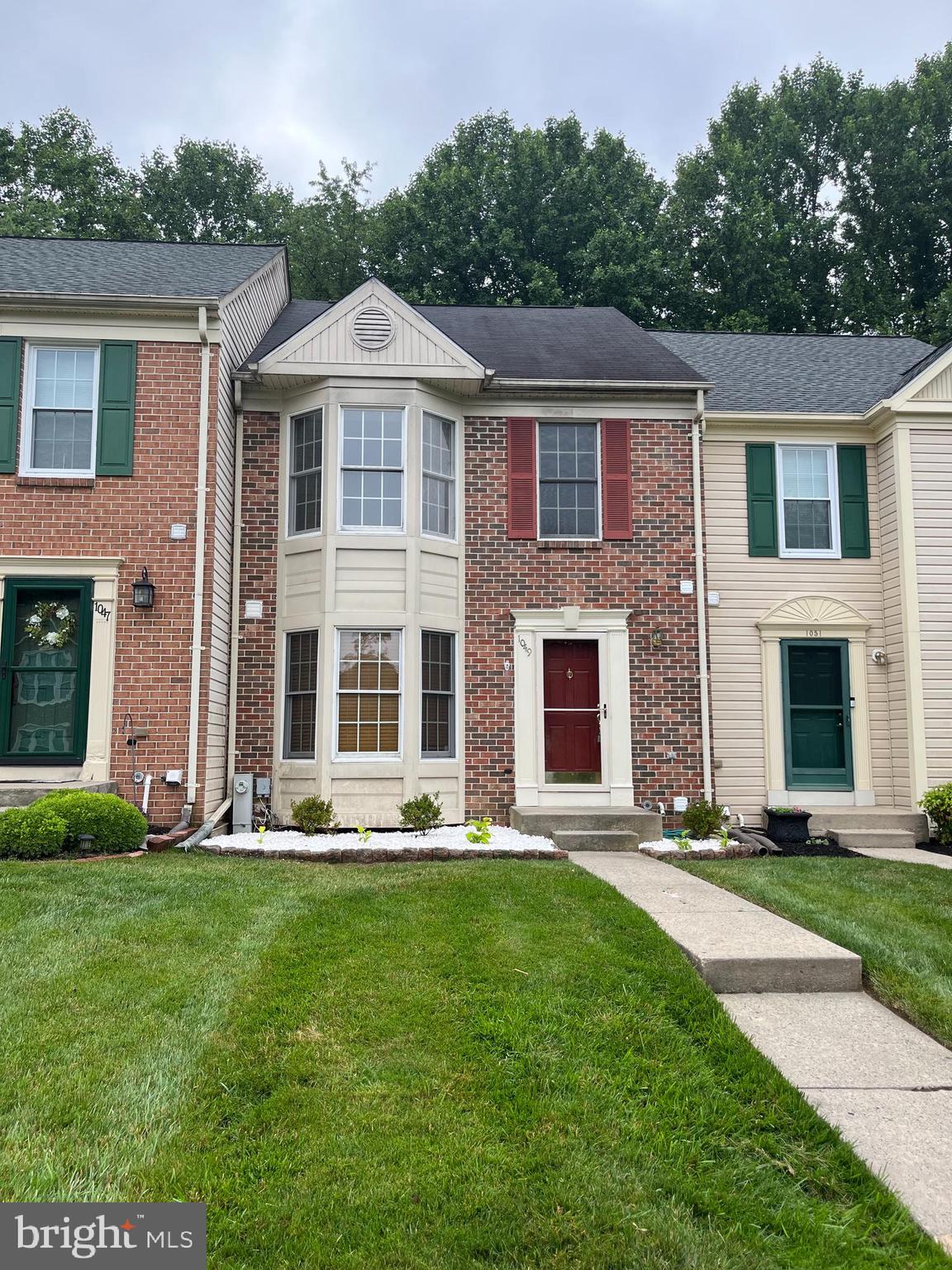 HURRY TO SEE THIS BEL AIR BEAUTY FOR RENT! 3 BEDROOMS, WITH A POTENTIAL 4TH IN THE LOWEL LEVEL. 2 FULL BATHS AND 2 HALF BATHS. OPEN FLOOR PLAN AND BACKS TO TREES
Spacious, brick front THS. Main level DR overlooks LL fam rm. rear Brick patio, The owner pays for a cleaning company to clean once every 2 weeks , tenant must allow this as part of the lease terms
NO SMOKING! NO PETS ! MUST USE LB LEASE & APPL. ALL FUNDS MUST BE MONEY ORDERS OR CASHIERS CHECKS. $50.00 APPL. FEE. 1ST MONTH'S RENT & SEC. DEP. ARE DUE AT LEASE SIGNING IMMEDIATELY AFTER APPL. BY THE OWNER APPROVAL. AVAIL. MID AUG 2025