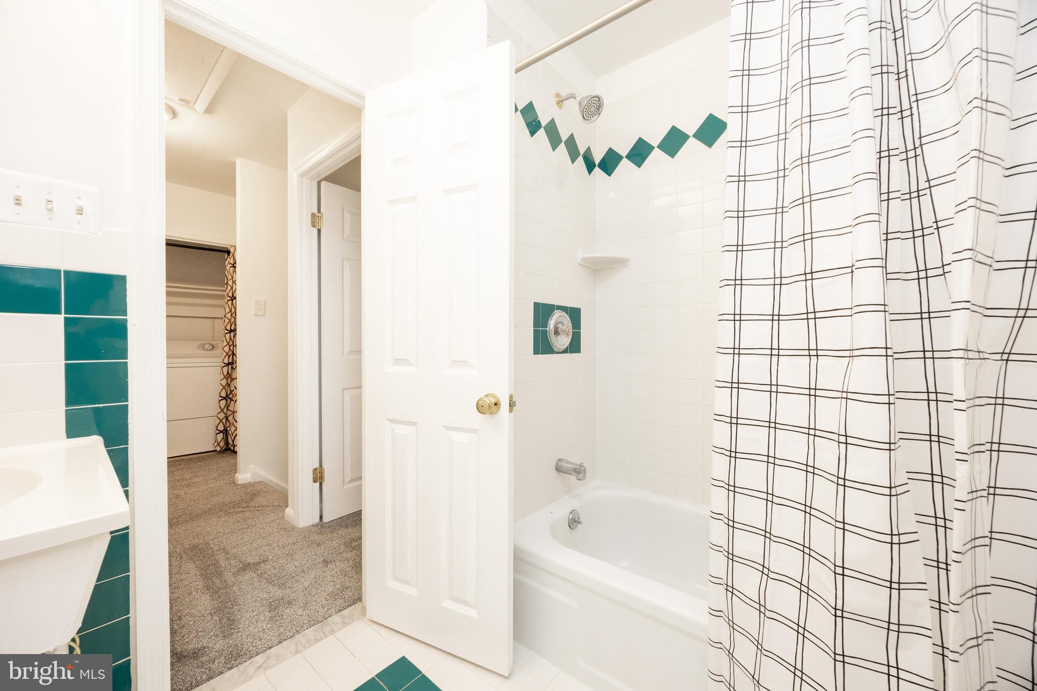 WESTTOWN MEWS - Residential