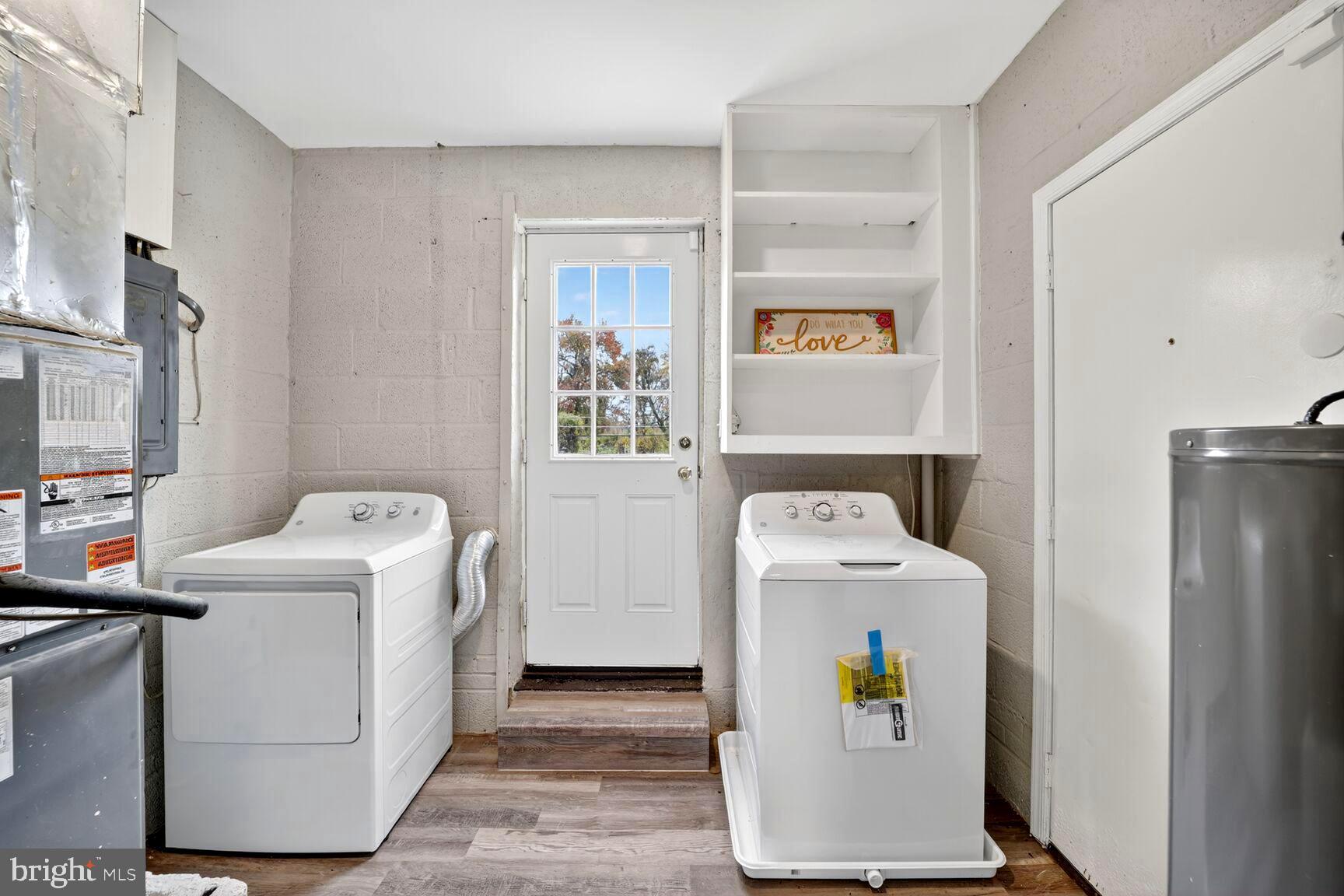 ABBOTT FOREST - Residential